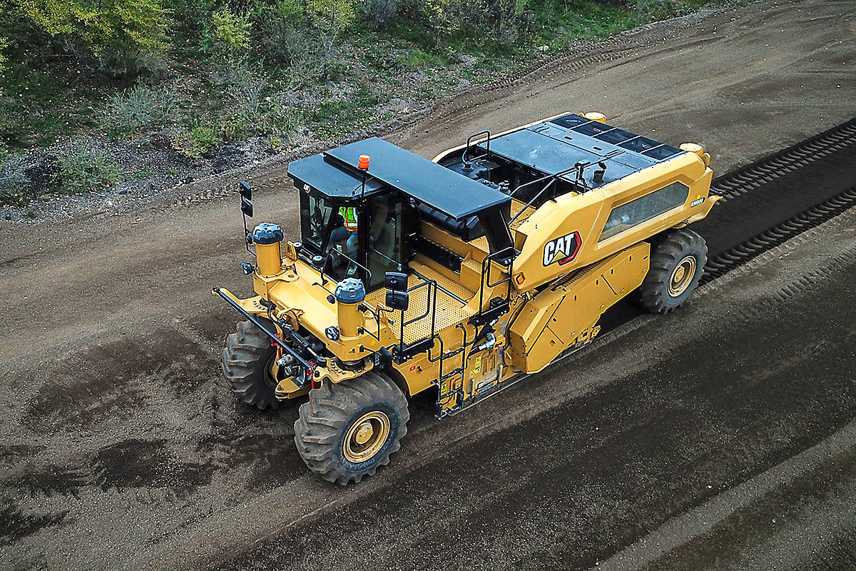 Cat RM600 reclaimer/stabilizer