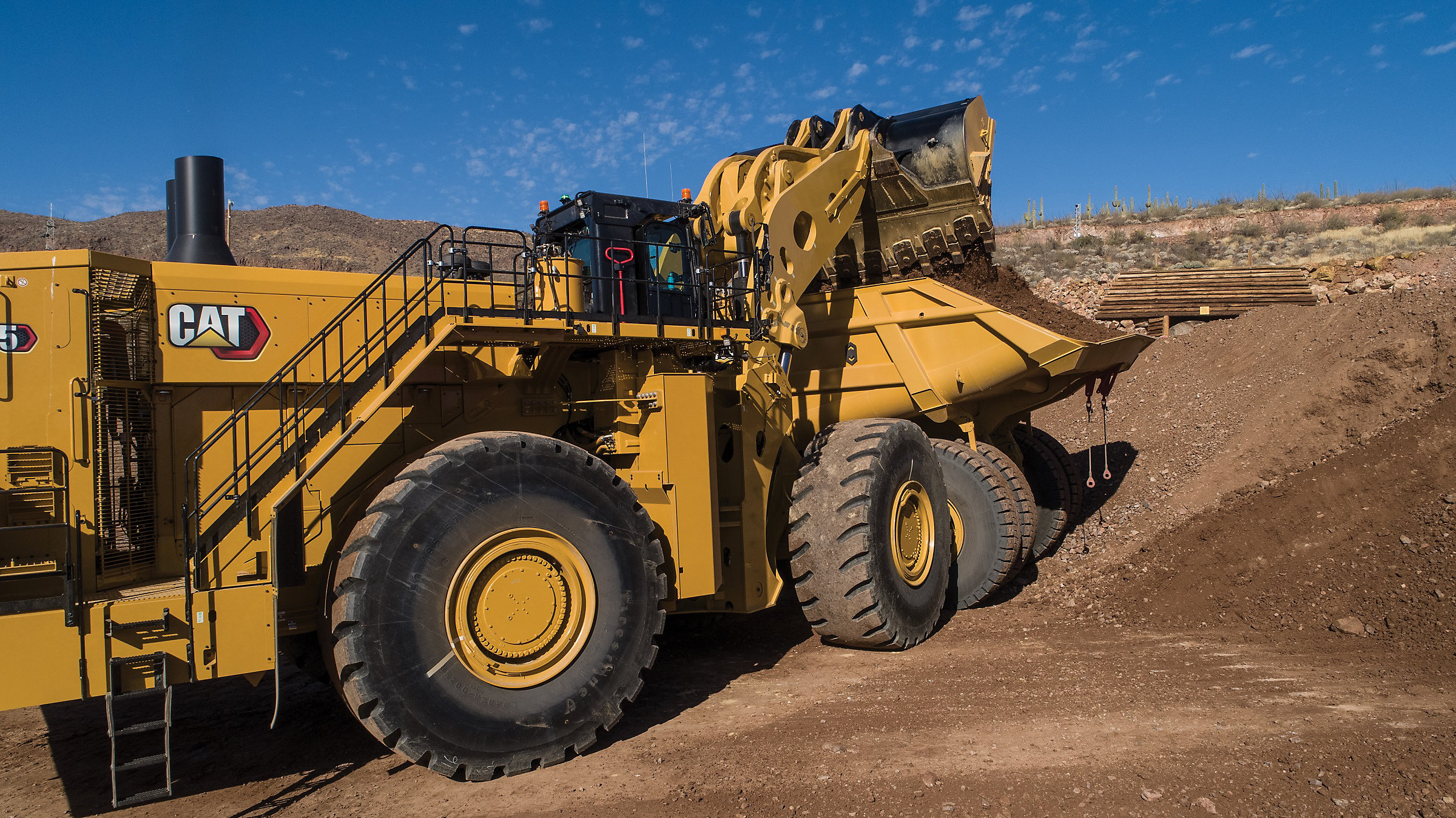 CAT 995