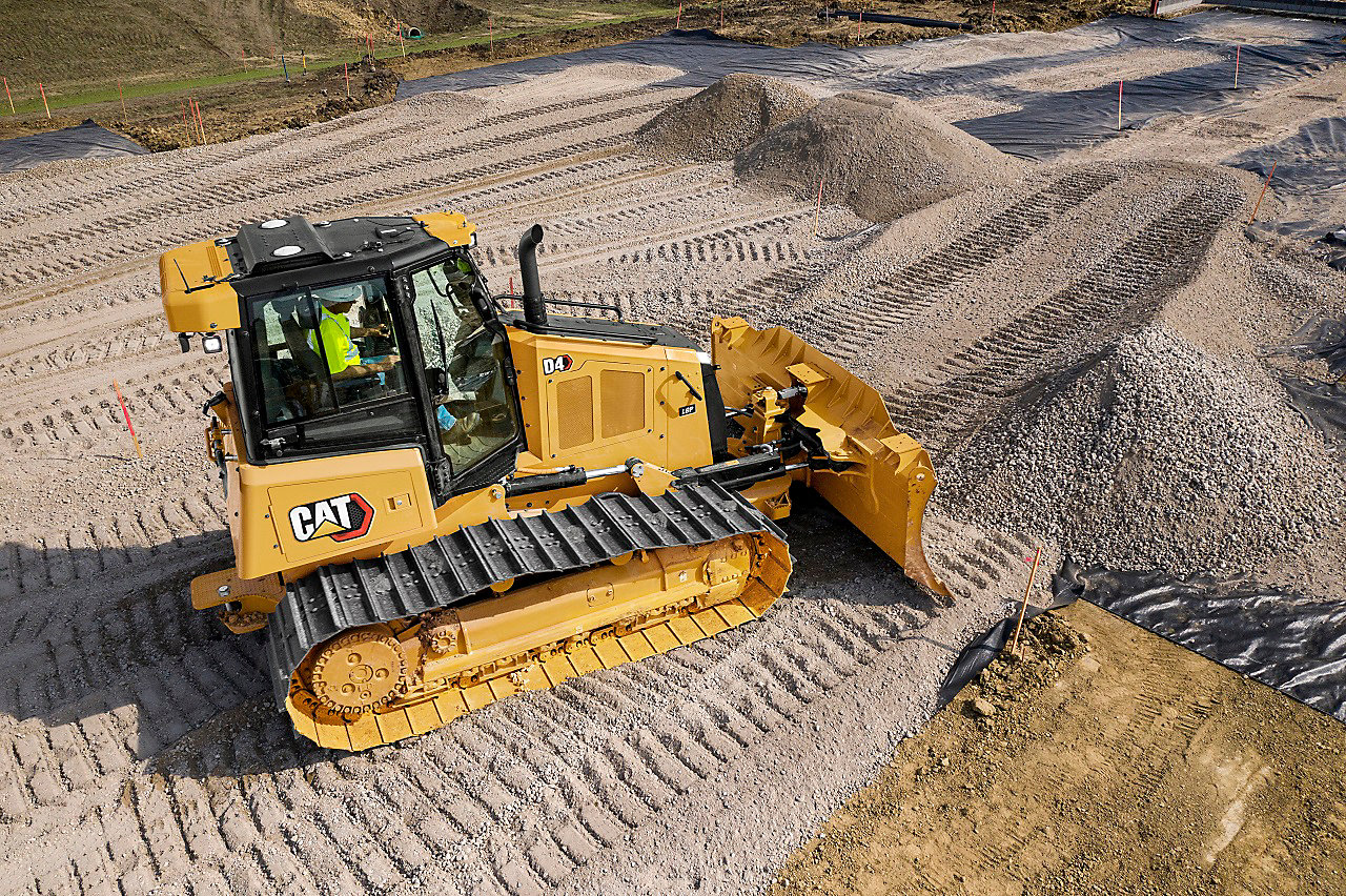 Cat D4 Dozer