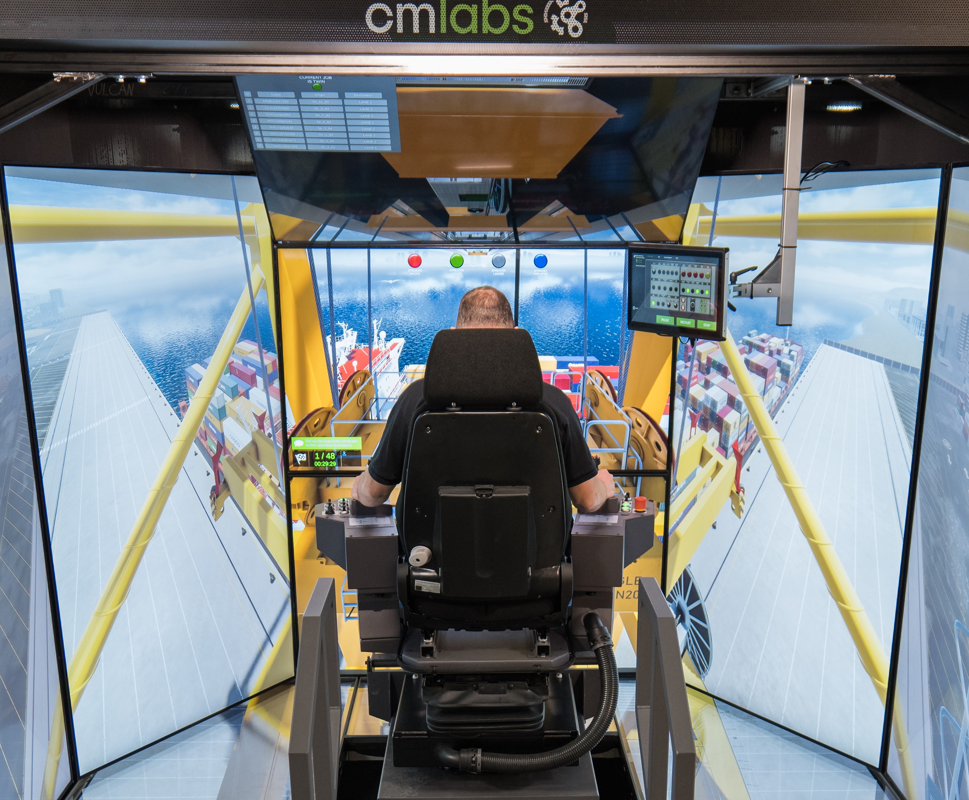 CM Labs Ships MasterCab, Fullimmersion Port Equipment Simulator