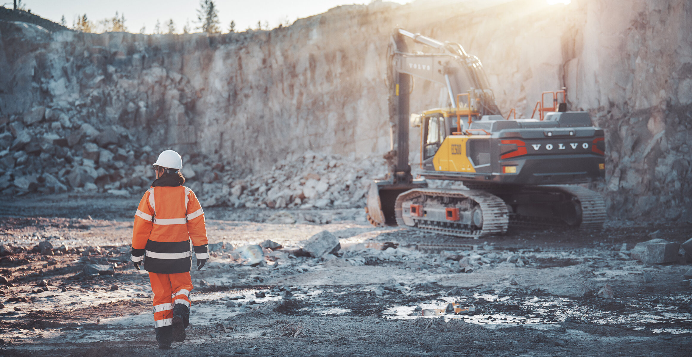 Volvo Construction Equipment announces strategic investment in global crawler excavator production