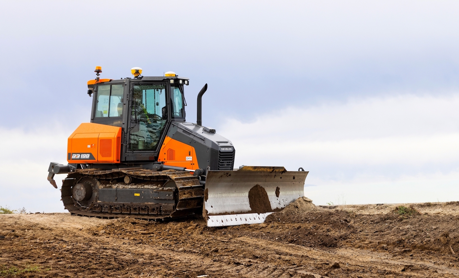 Develon DD100