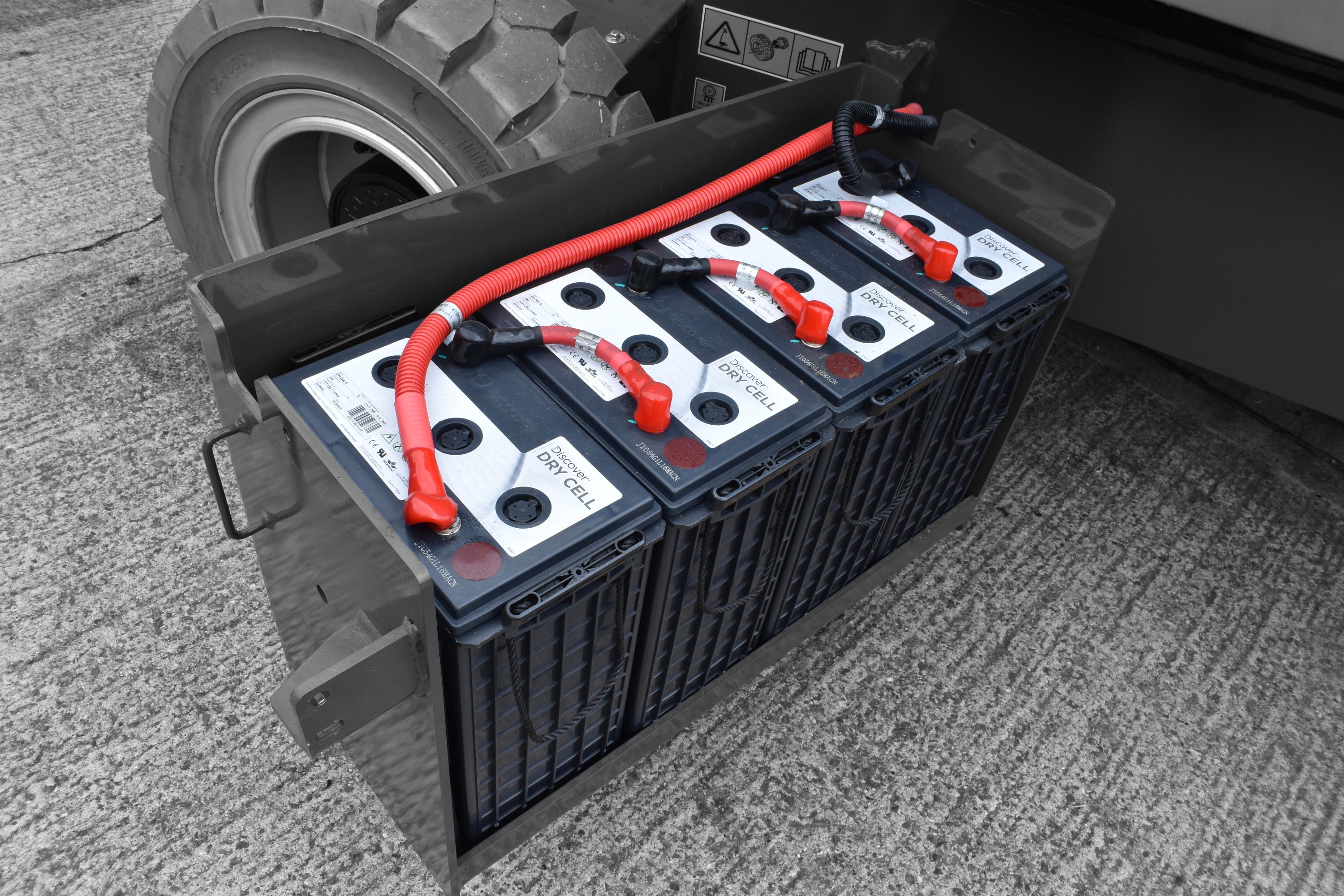 Discover Battery launches free TCO calculator showing savings of up to 40%
