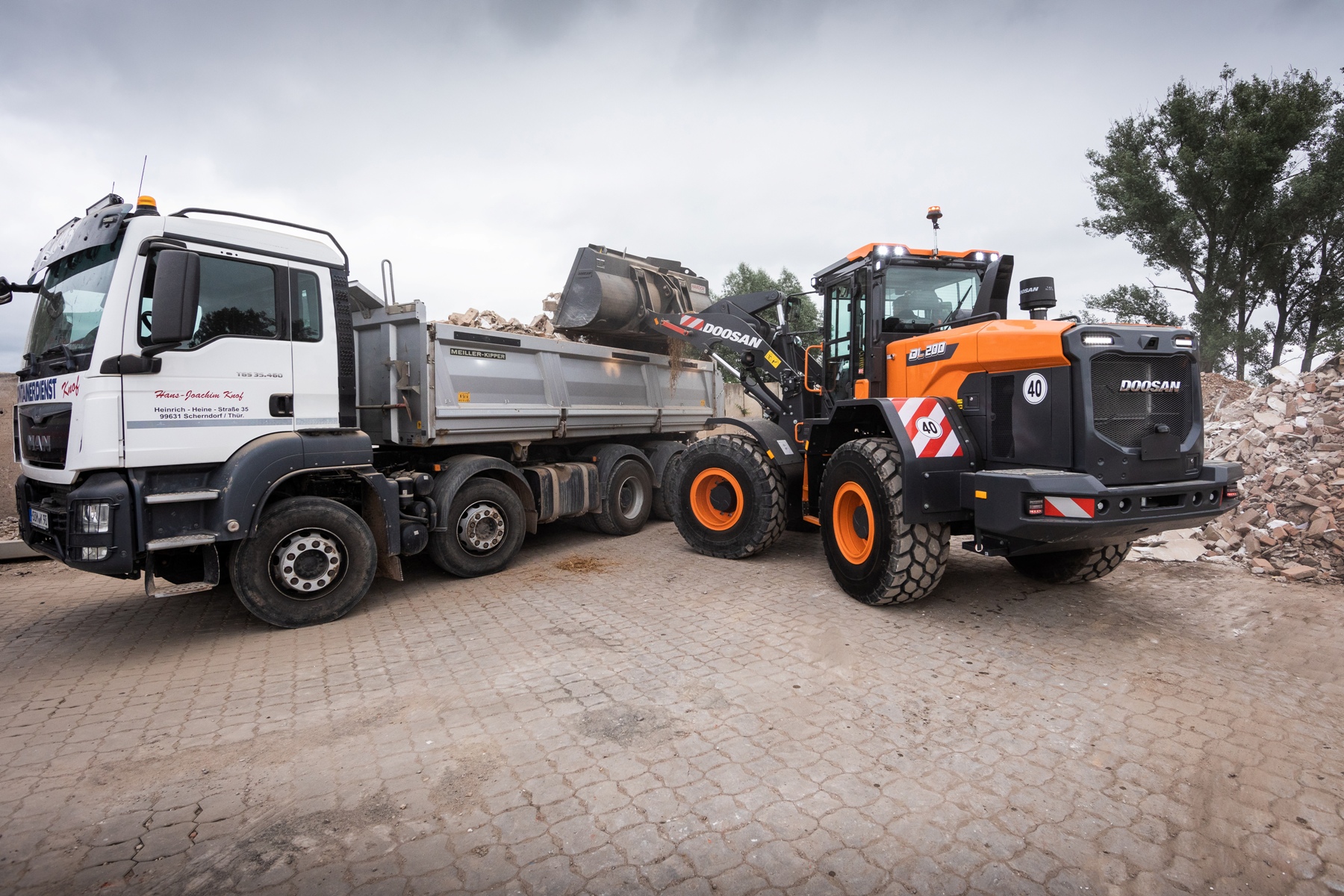 Doosan DL200-7 Wheel Loader <br> Image source: DOOSAN INFRACORE EUROPE S.R.O.
