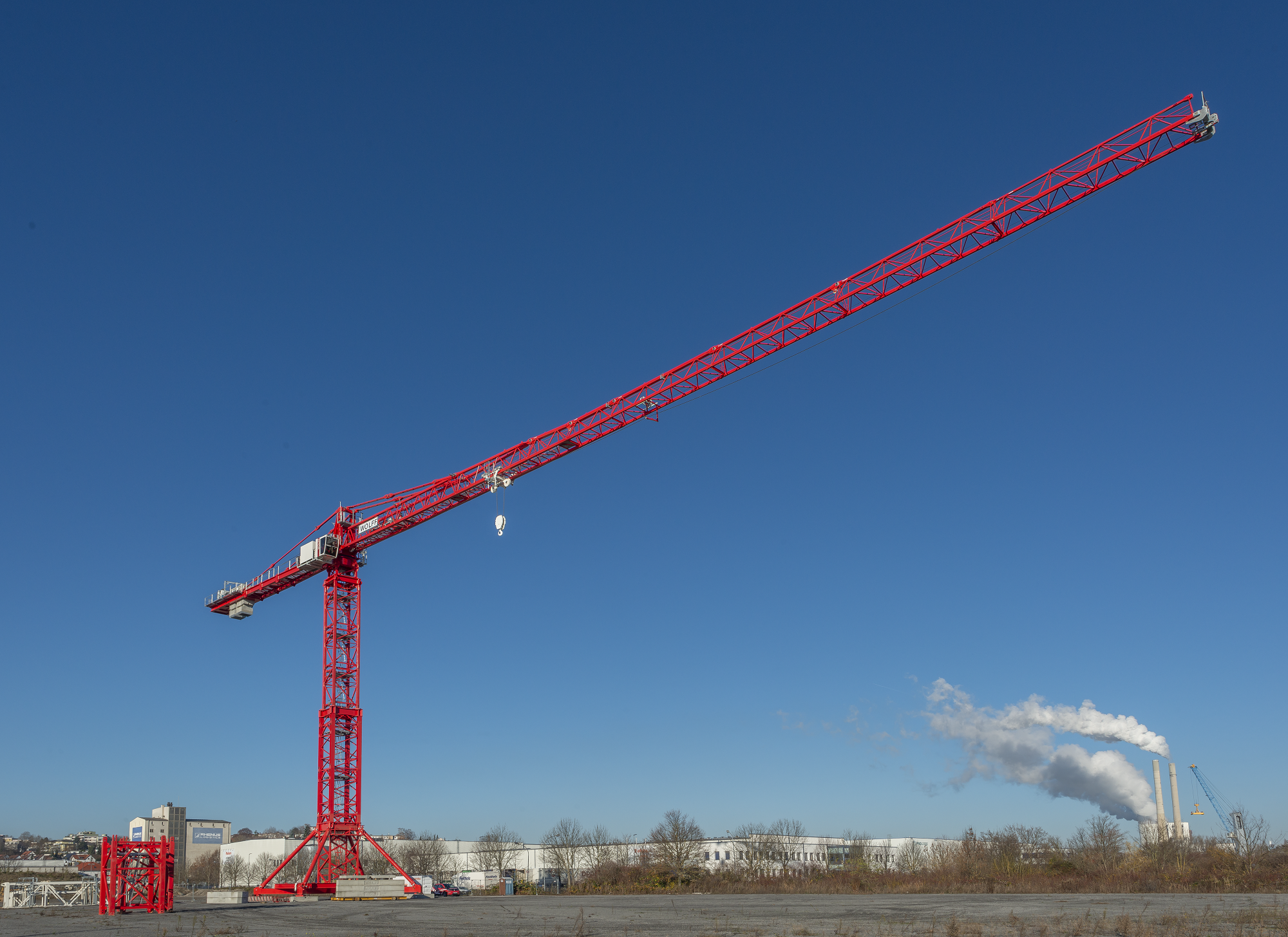 The newcomer with compact tower top is stronger than the strongest Cross model in the pack and also ahead in the competitive comparison.