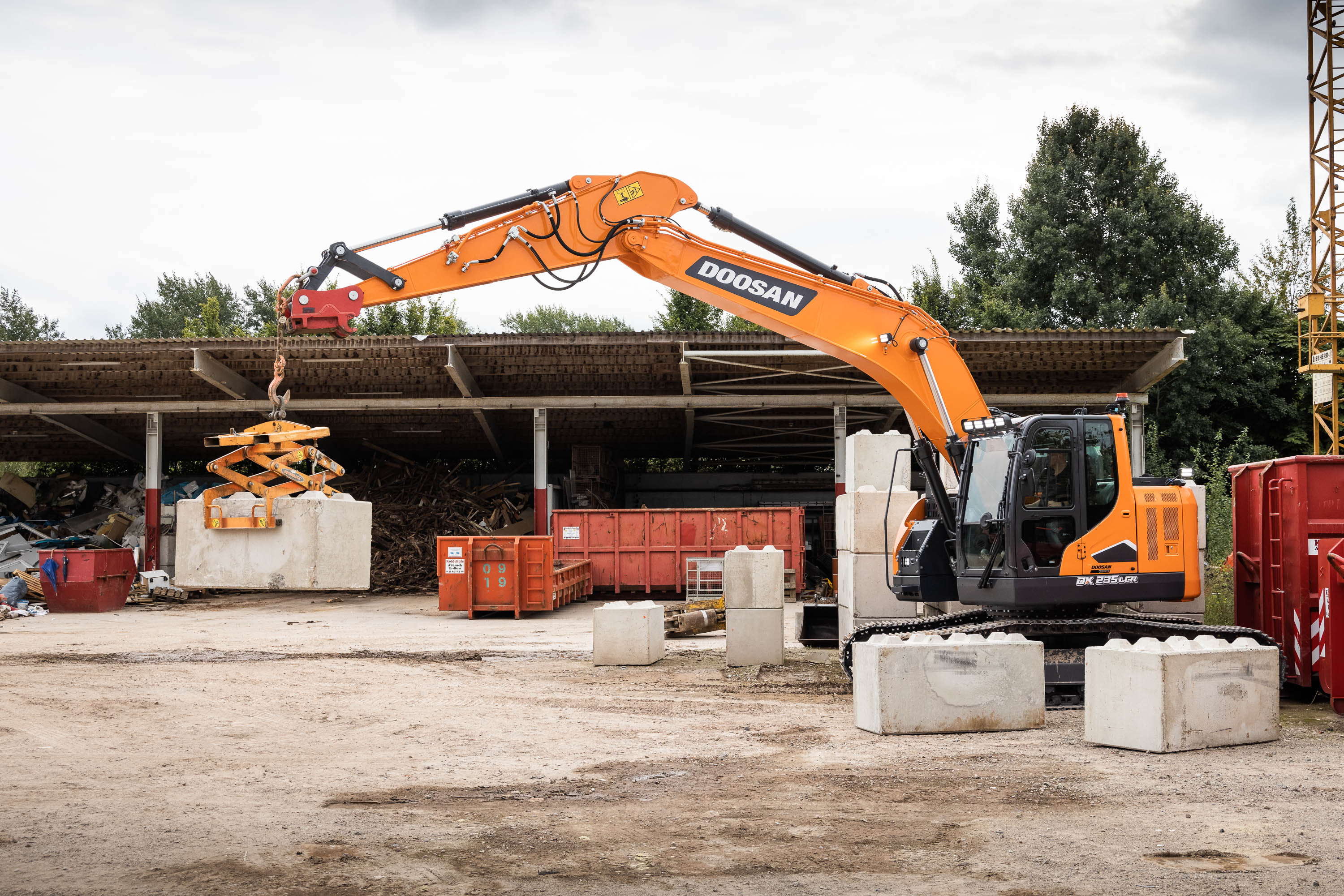 Doosan DX235LCR-7 Image source: DOOSAN INFRACORE EUROPE | LECTURA Press