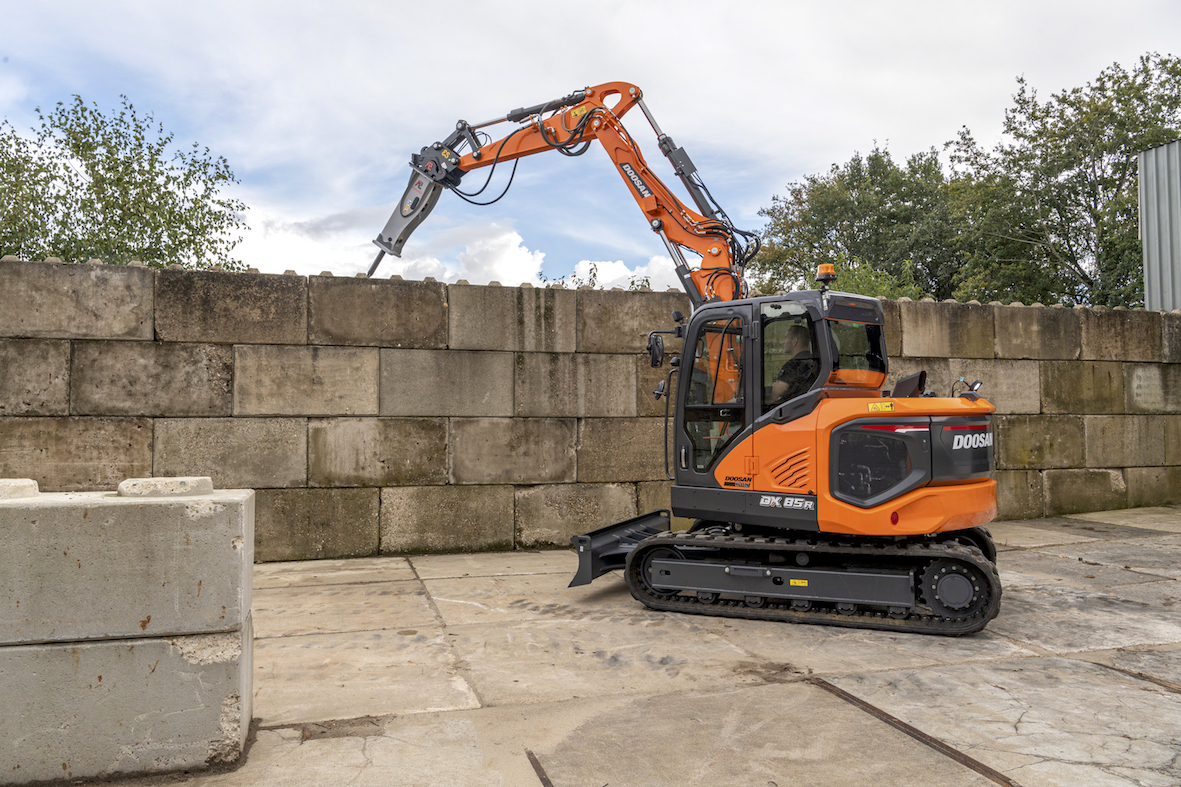 Doosan DX85R-7