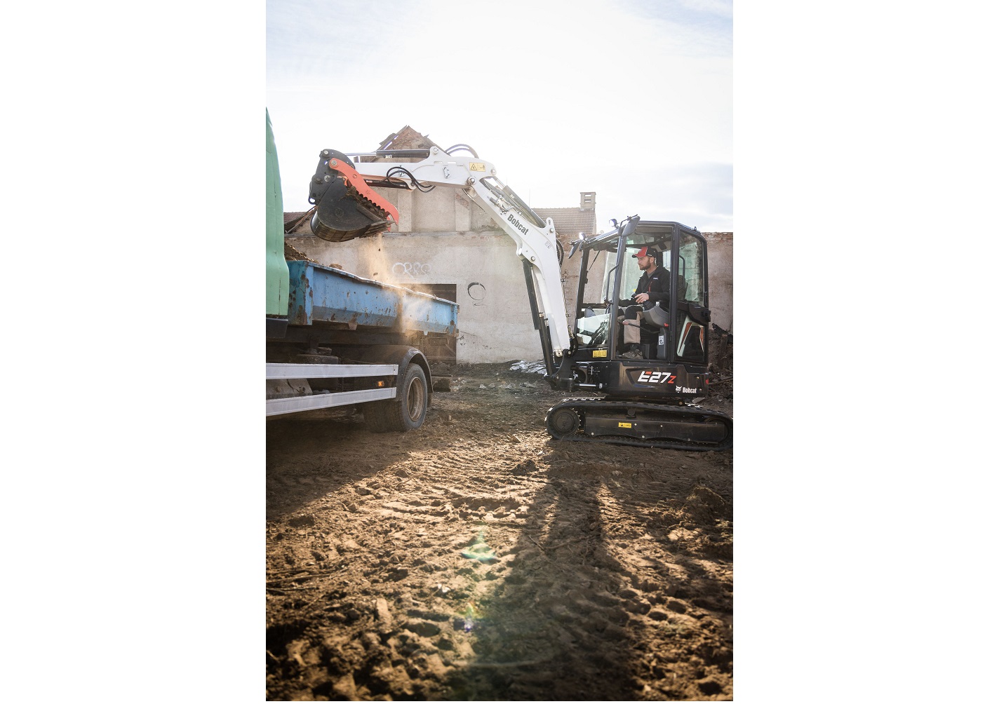 Bobcat E27z <br> Image source: Doosan Bobcat EMEA