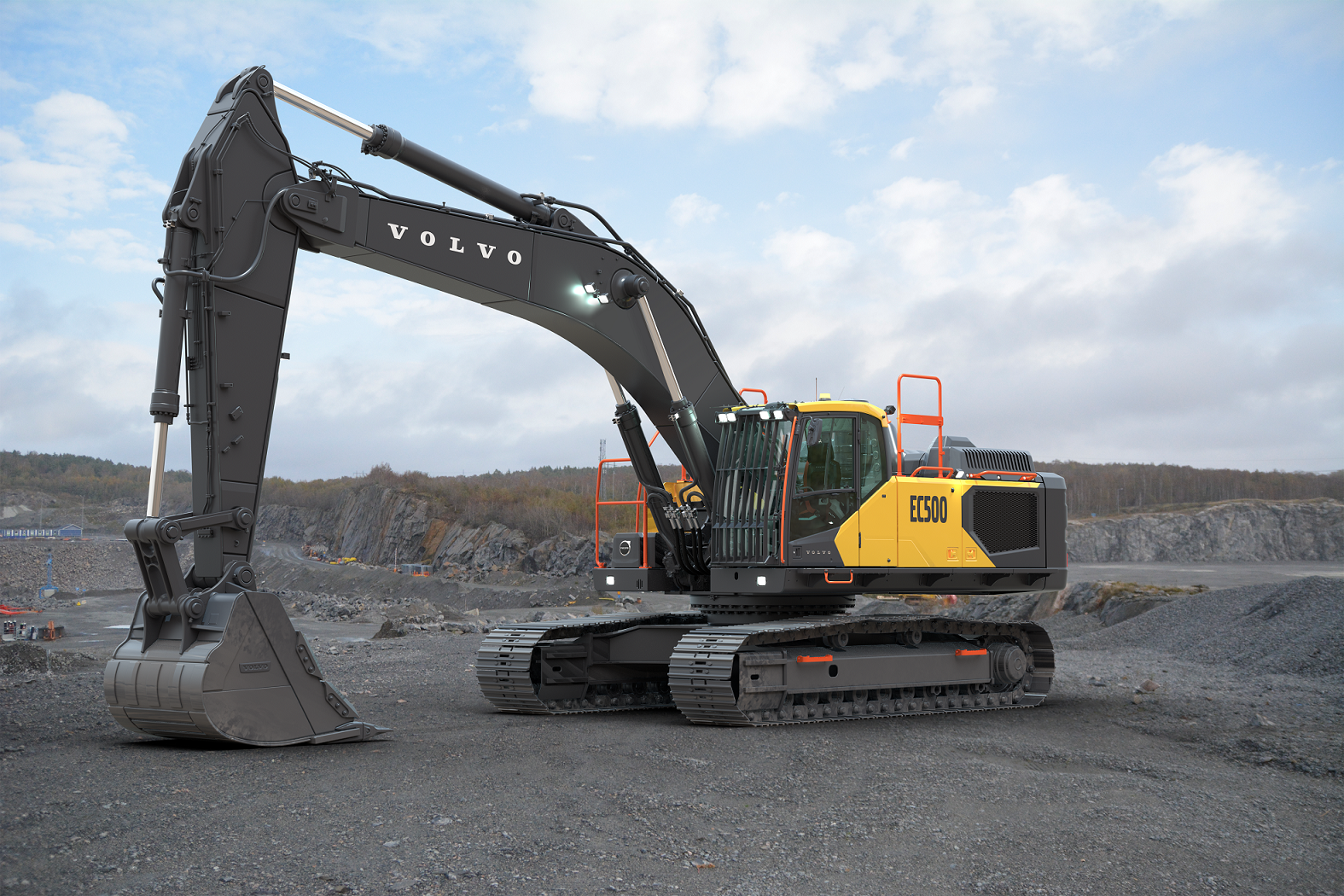 The EC500 excavator is fitted with Volvo Smart View with Obstacle Detection