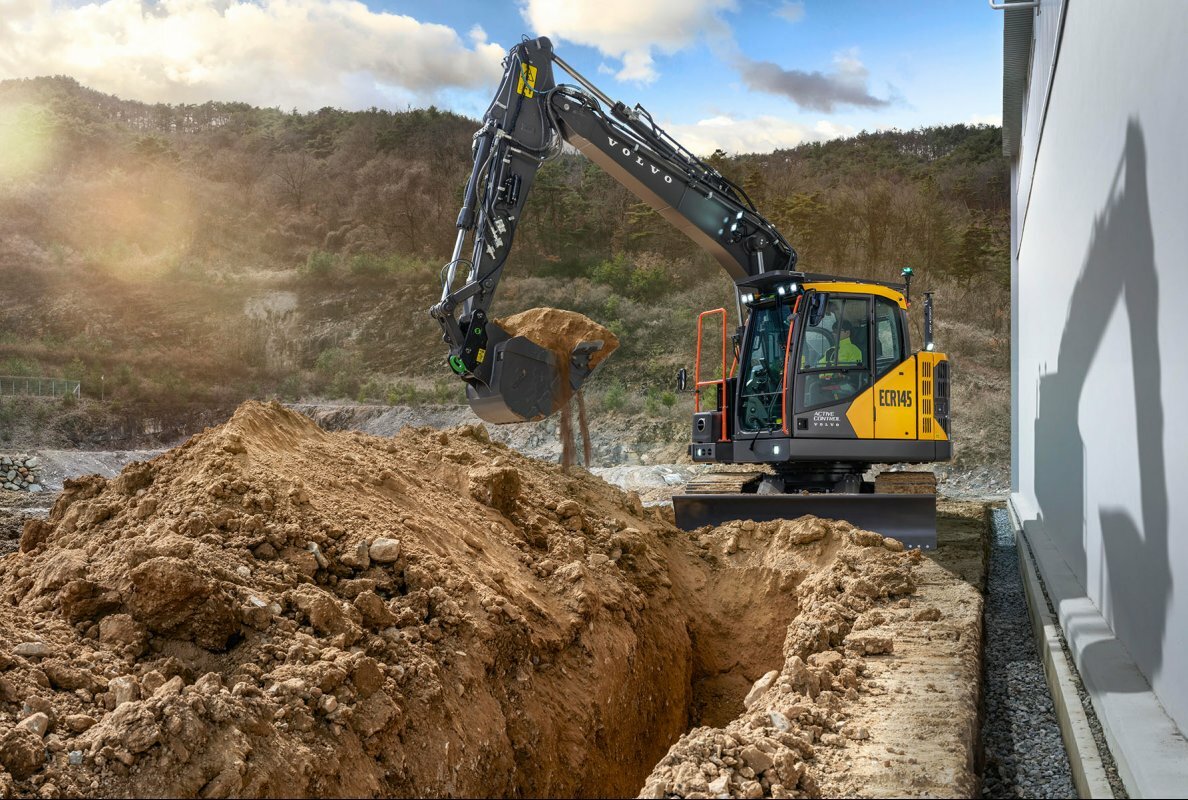 New ECR145 and EC210 redefine excavator excellence