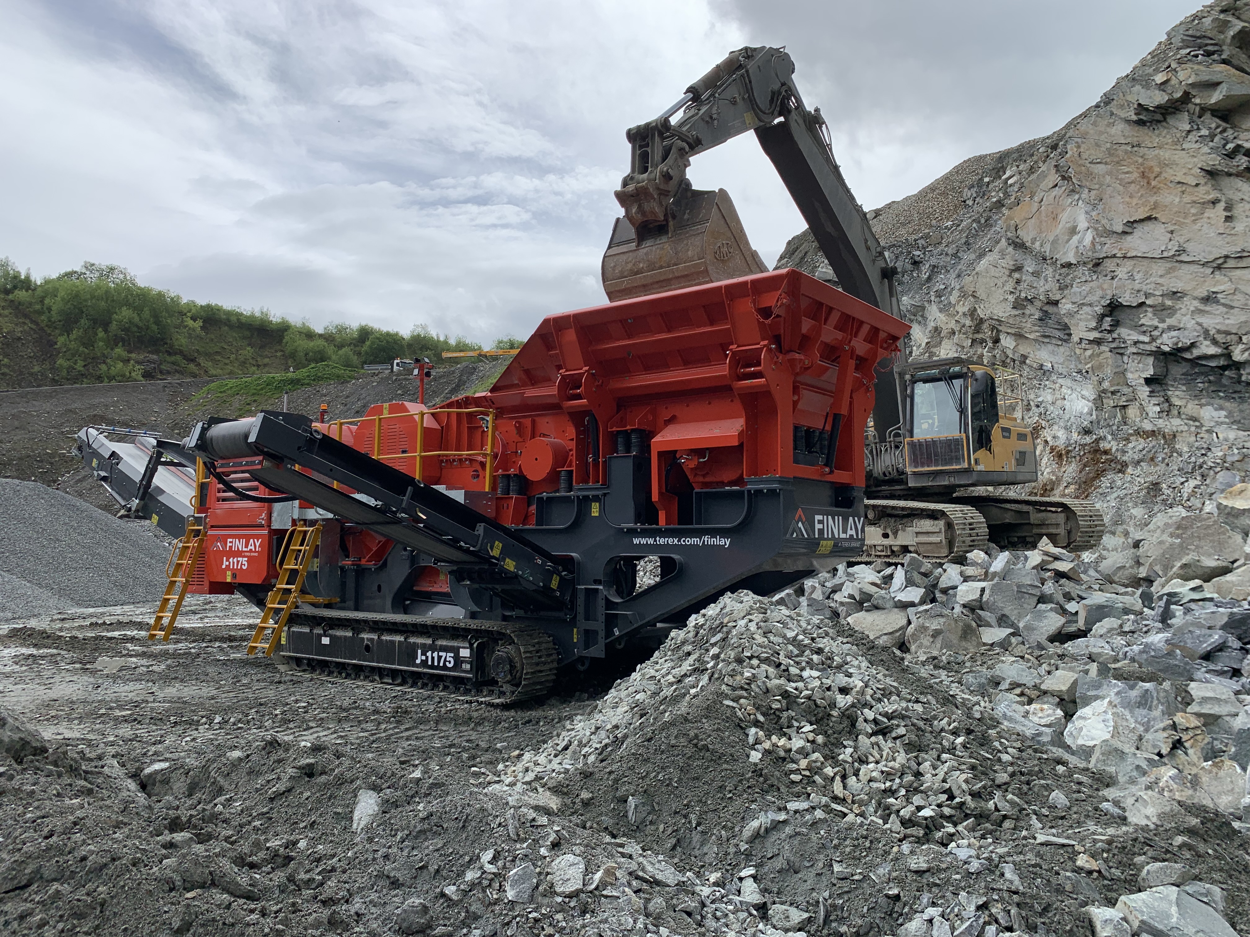 Finlay J-1175 jaw crusher 