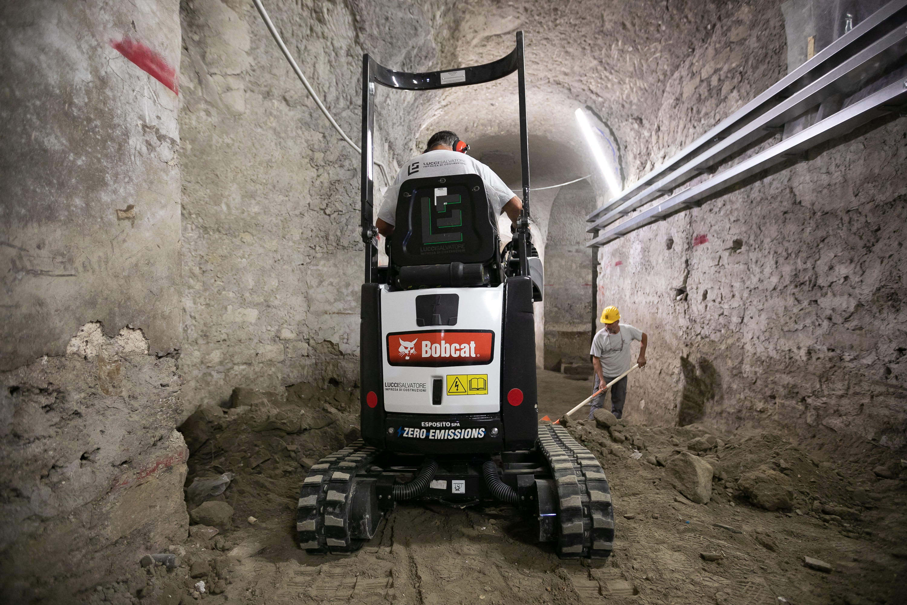 Bobcat E10e Electric Mini-Excavator Explores   Underground at Naples Landmark