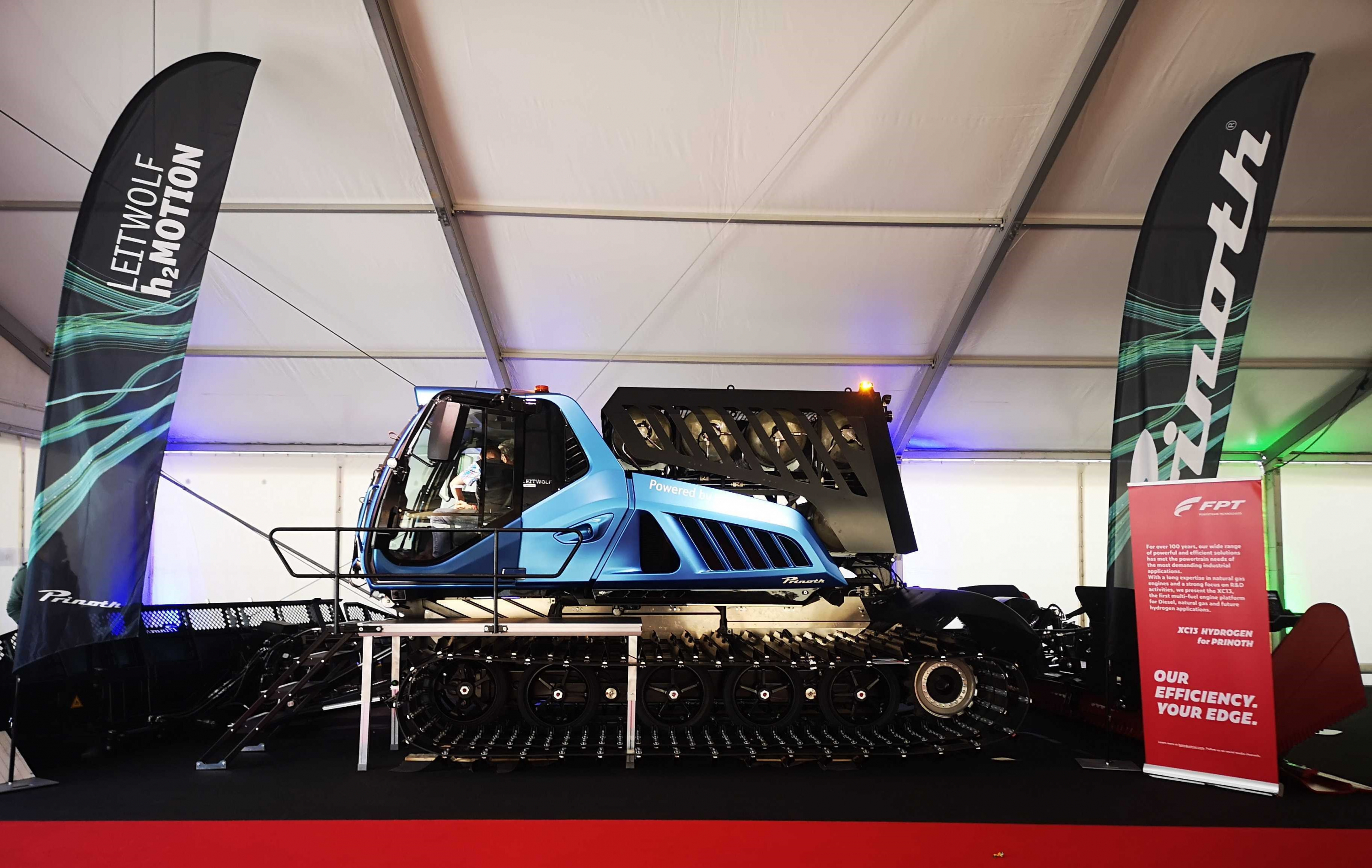 FPT INDUSTRIAL powers the world’s first snow groomer with a hydrogen combustion engine, the brand new XC13
