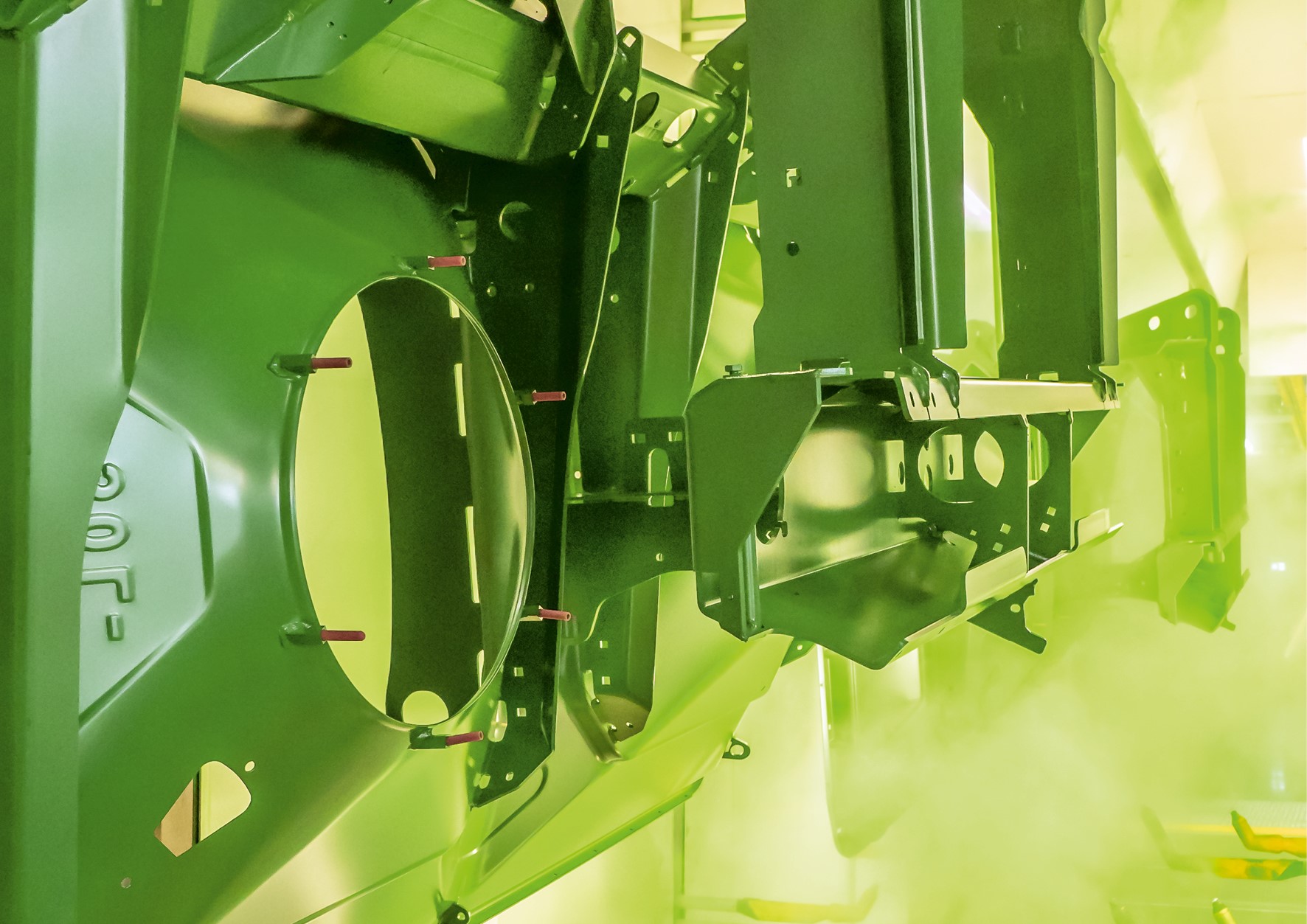 The additionally applied thick powder provides optimum protection against mechanical wear and tear.