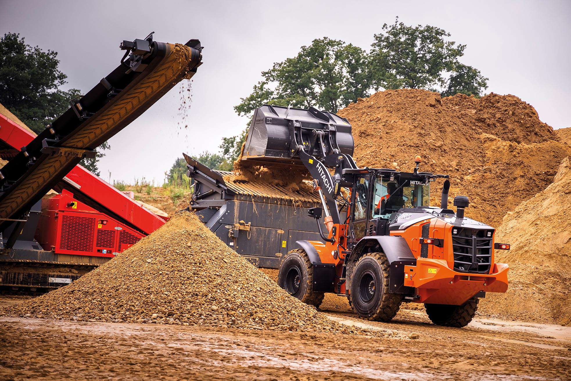 Hitachi wheel loader ZW180 <br> Image source: Hitachi Construction Machinery (Europe) NV