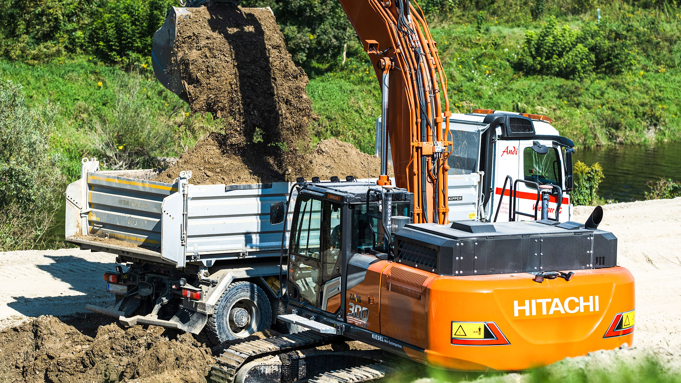 Hitachi ZX3000-7