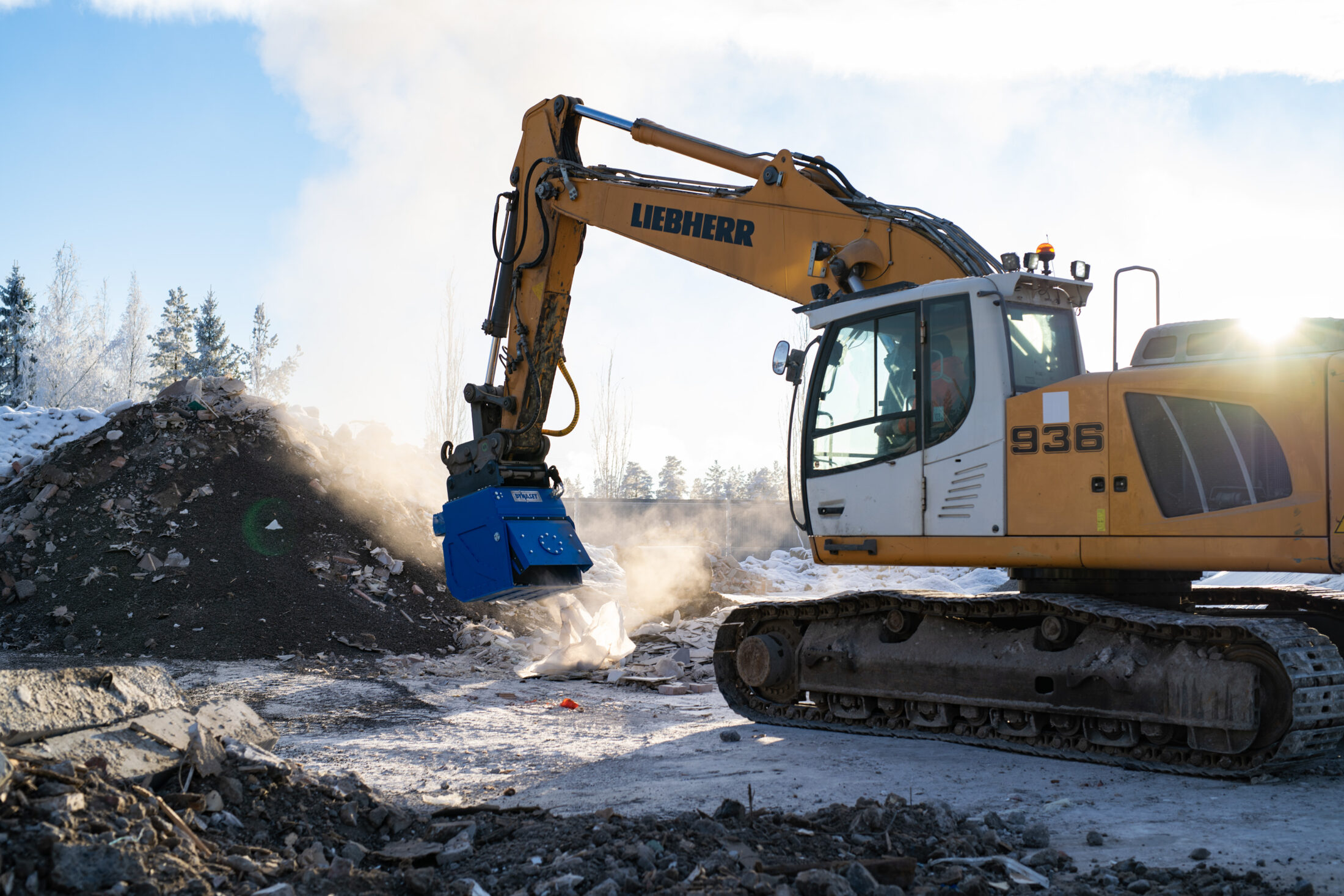 HRVB-HD Hydraulic Recycling Vacuum Bucket