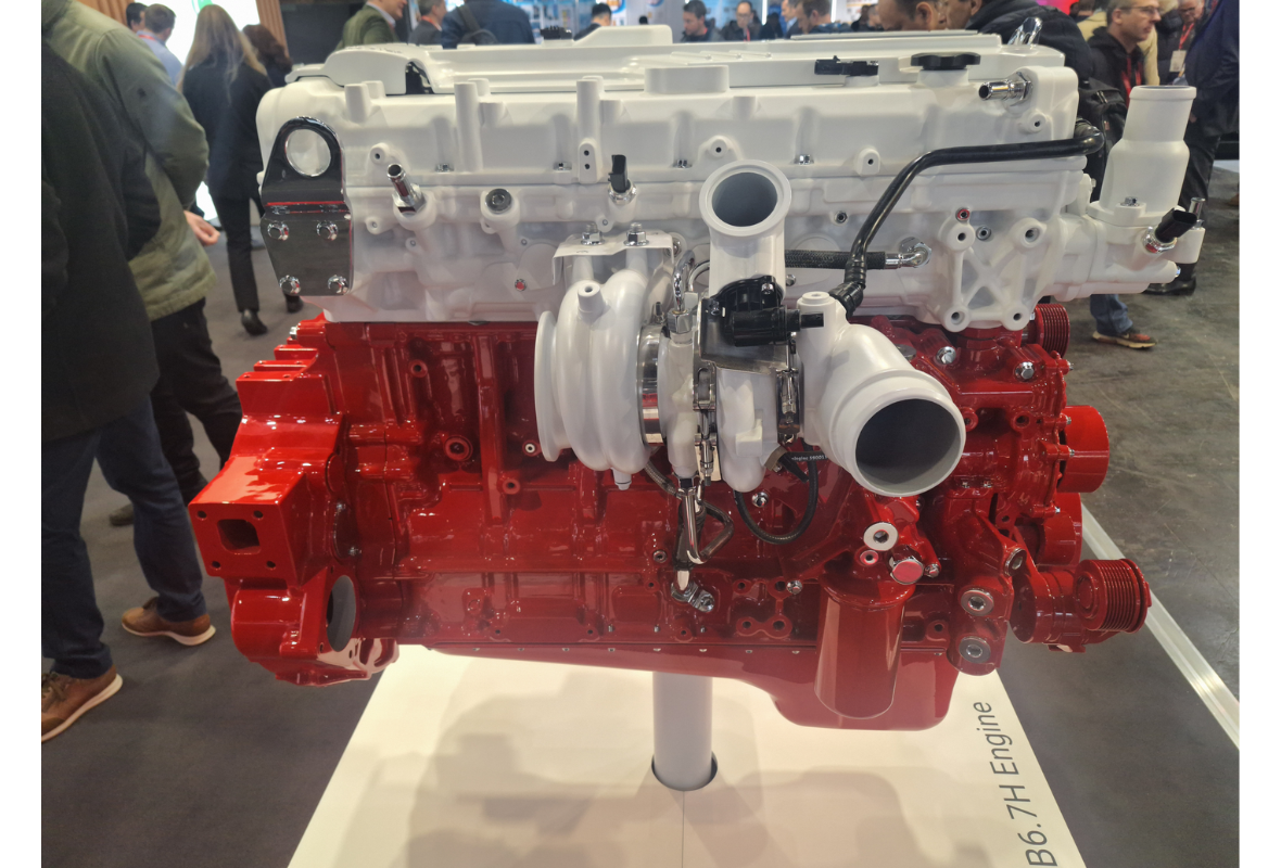 Cummins B6.7H 