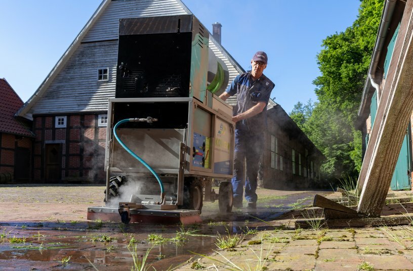 ÖKOTHERM – The environmentally friendly solution for weed control