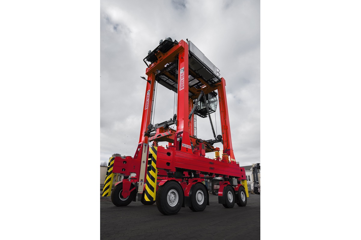 Kalmar Straddle Carrier