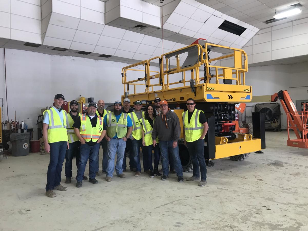 Southwest Territory Sales Representative Armando Reyes demoed the new HS15 E PRO scissor lift with the EquipmentShare branch in Grand Prairie. <br> Image source: Haulotte Group