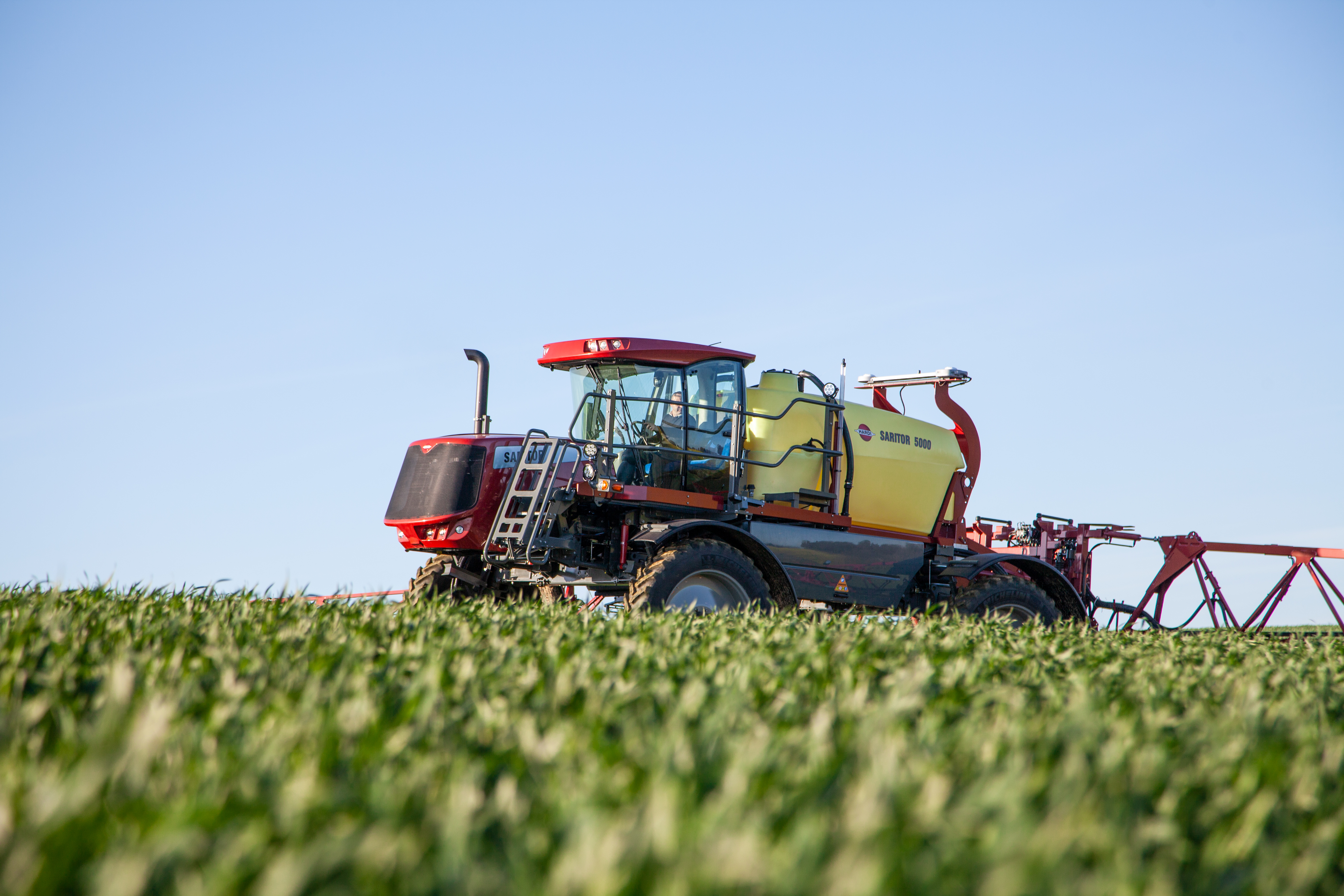 Hardi self-propelled sprayer