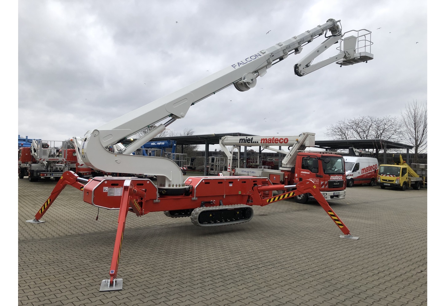 Mateco in Germany Upgrades its Fleet with the Powerful Falcon 430 Vario