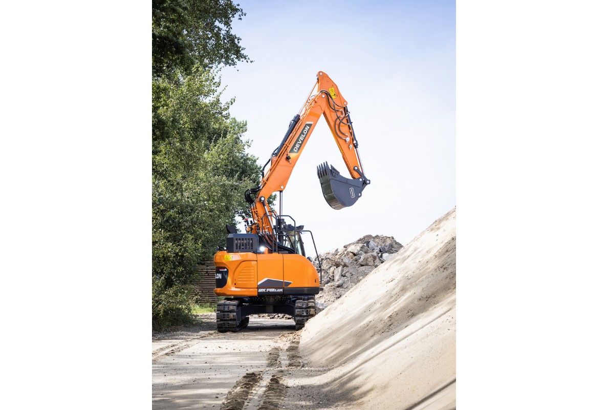 Develon DX140LCR