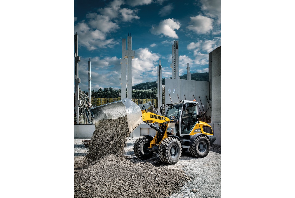 The new L 508 Liebherr compact loader, pictured being used on a construction site, can be seen on the Liebherr Bauma booth.