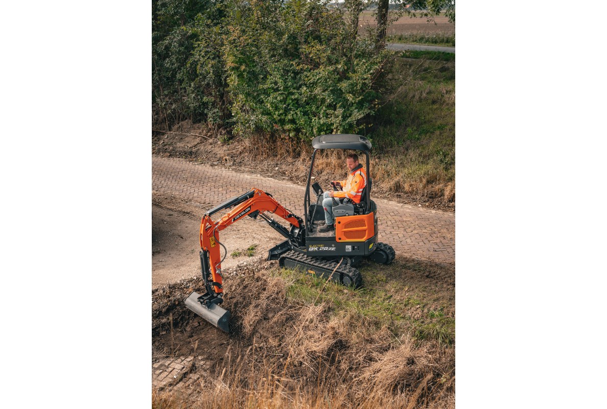 DEVELON Electric-Powered Mini-Excavator
