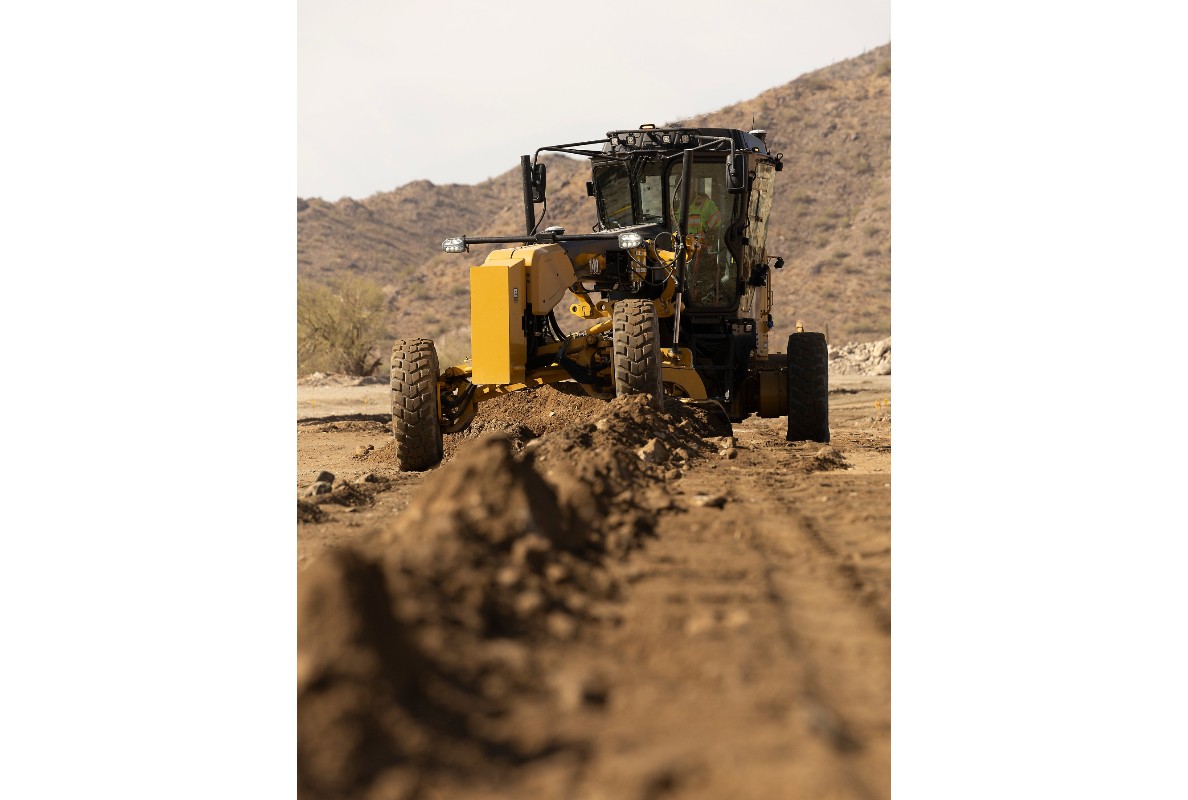 Cat® 140 Motor Grader