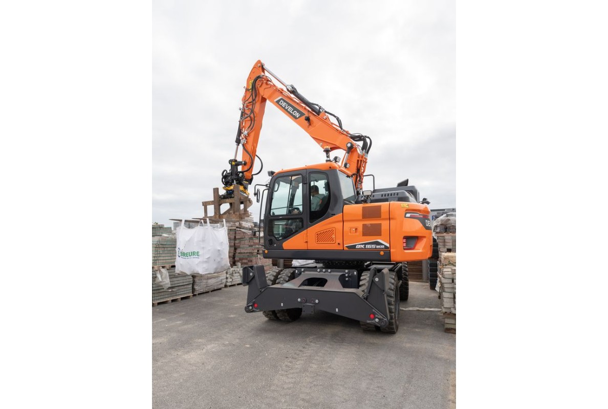 Major Performance Upgrades on Develon Wheel Excavators