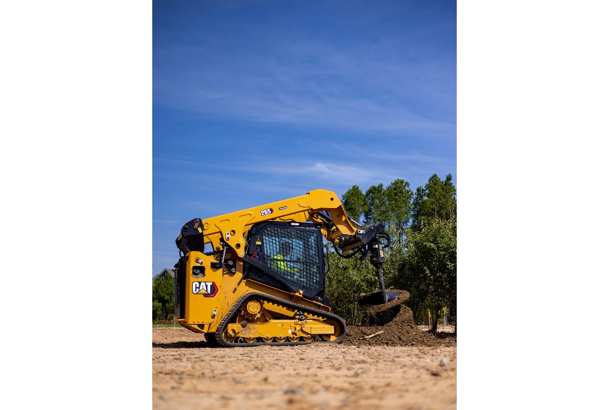 Cat 265 Compact Track Loader