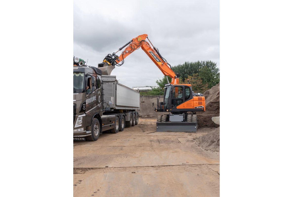 Major Performance Upgrades on Develon Wheel Excavators