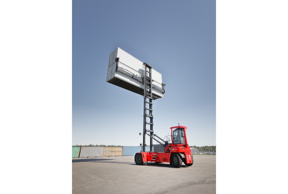Kalmar continues to drive decarbonisation of cargo handling with new electric empty container handler