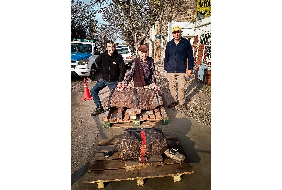 In action at an extraordinary hub: Justo Bovier, Tadeo Bovier Snr. and Tadeo Bovier Jnr. (from left to right).