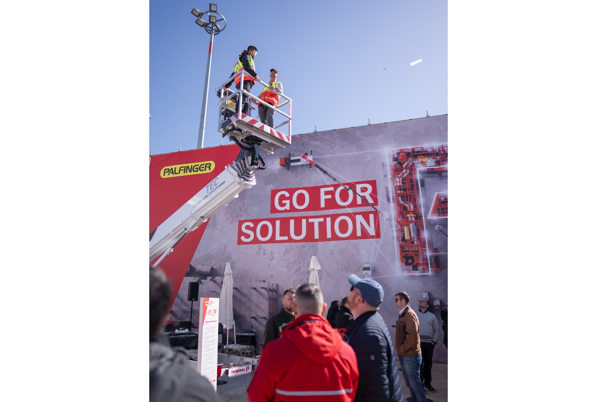 Setting new standards in the 3.5-ton class: At bauma, PALFINGER shows what’s possible.