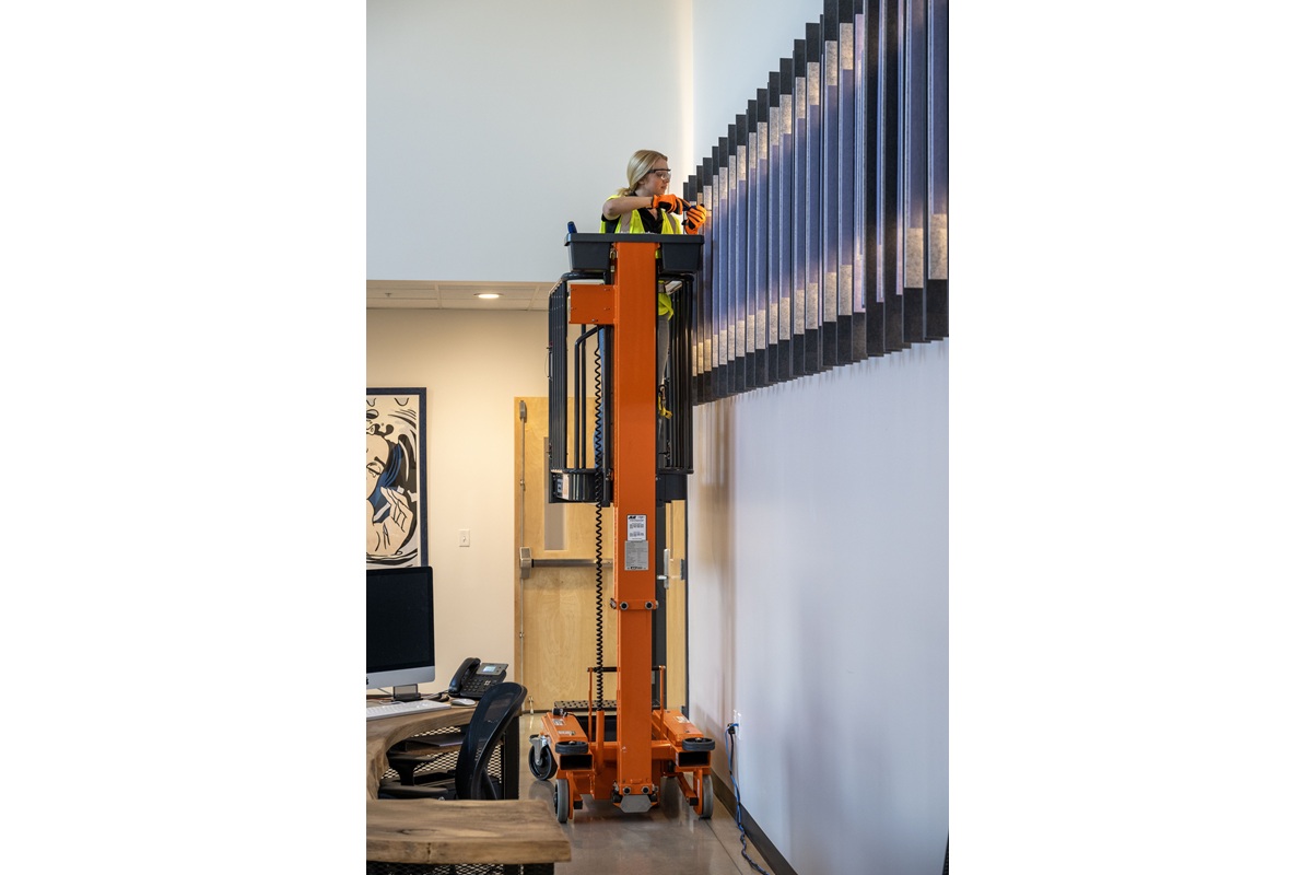 JLG 1230P Lift
