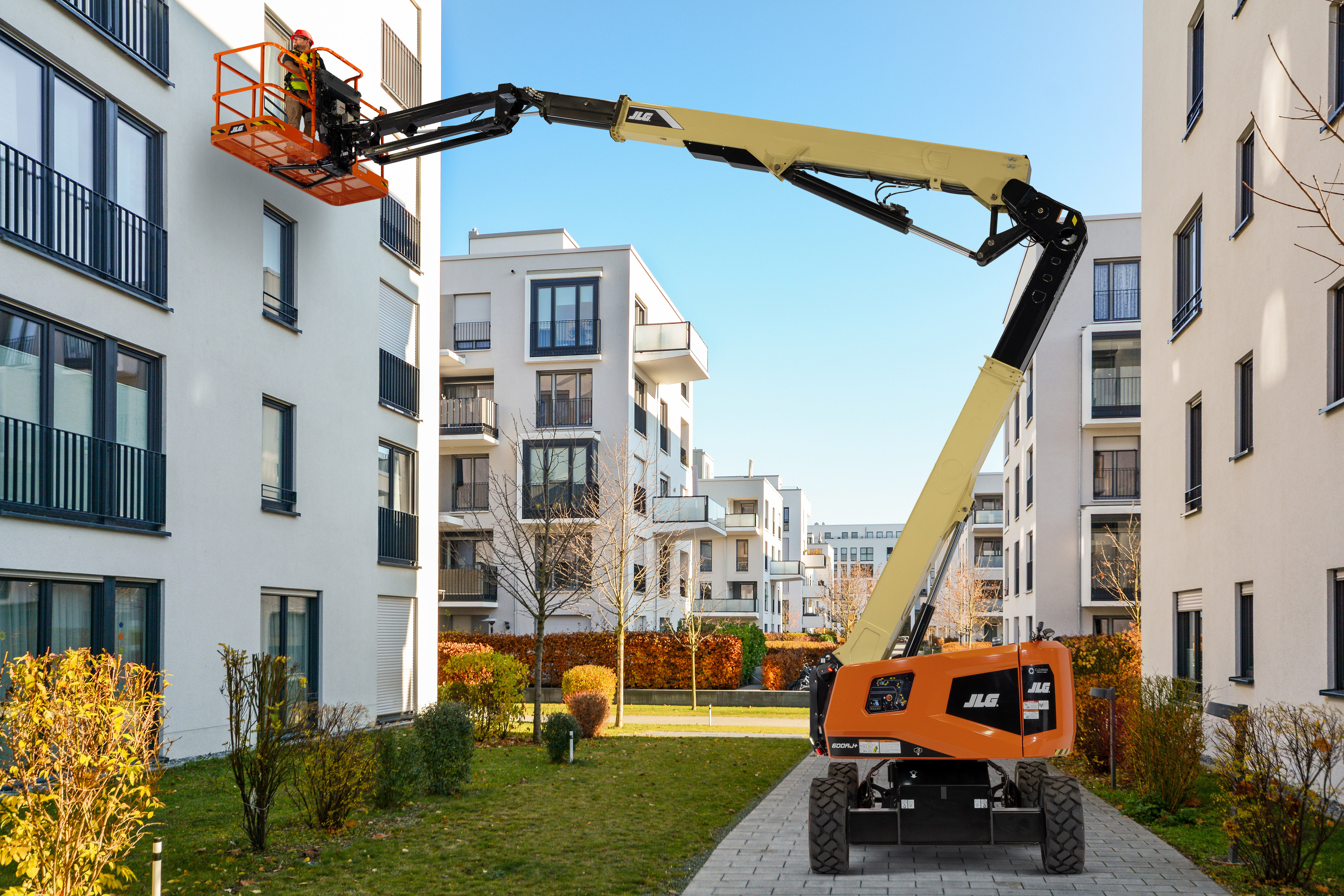 JLG-600AJ Plus-Complex
