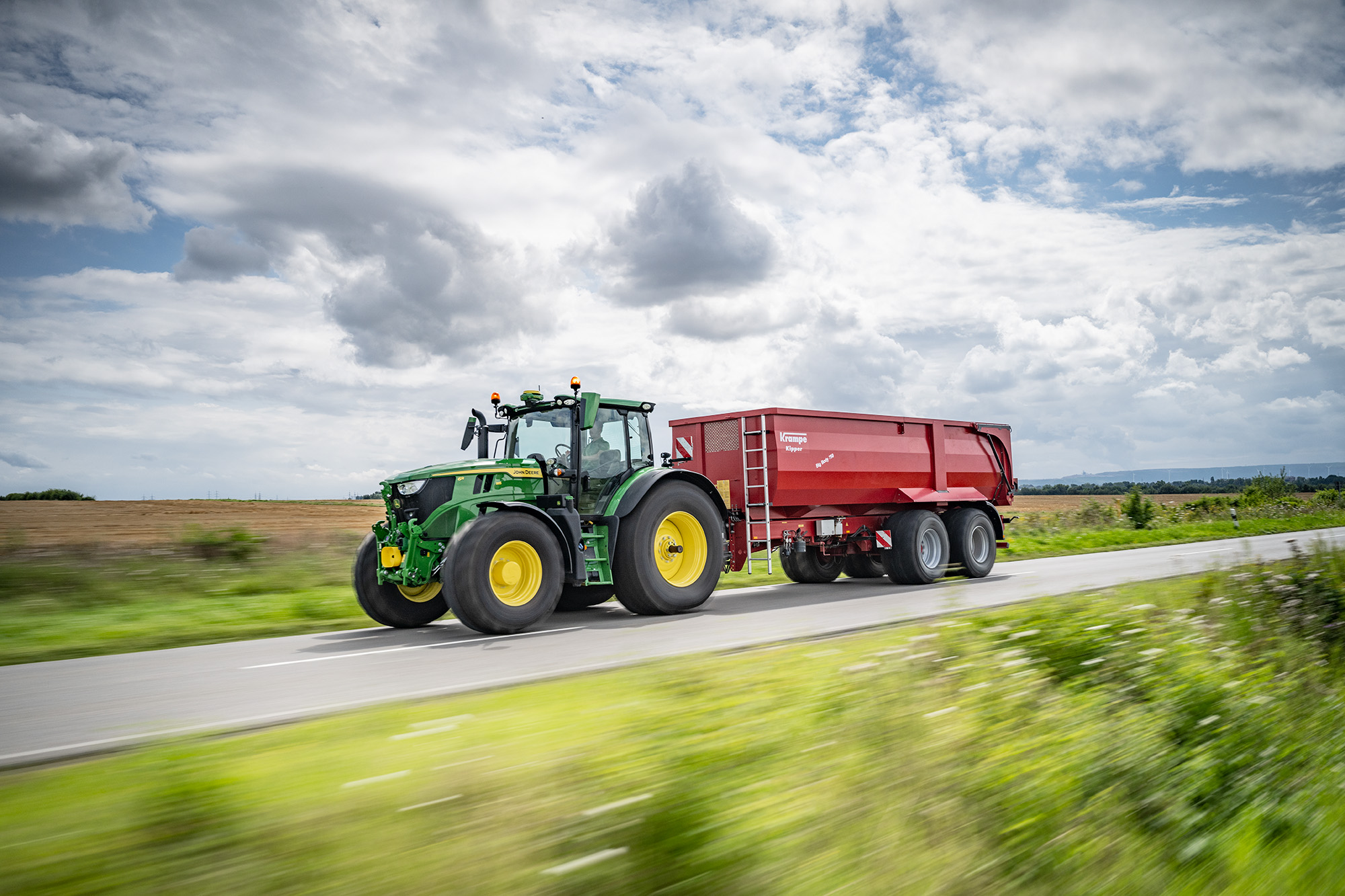 John Deere 6R Series
