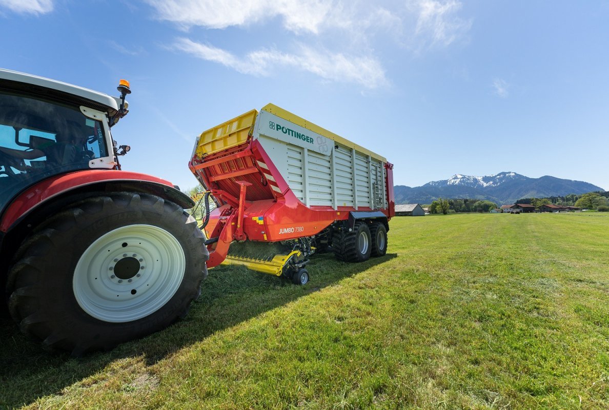 The new JUMBO shines in a modern design