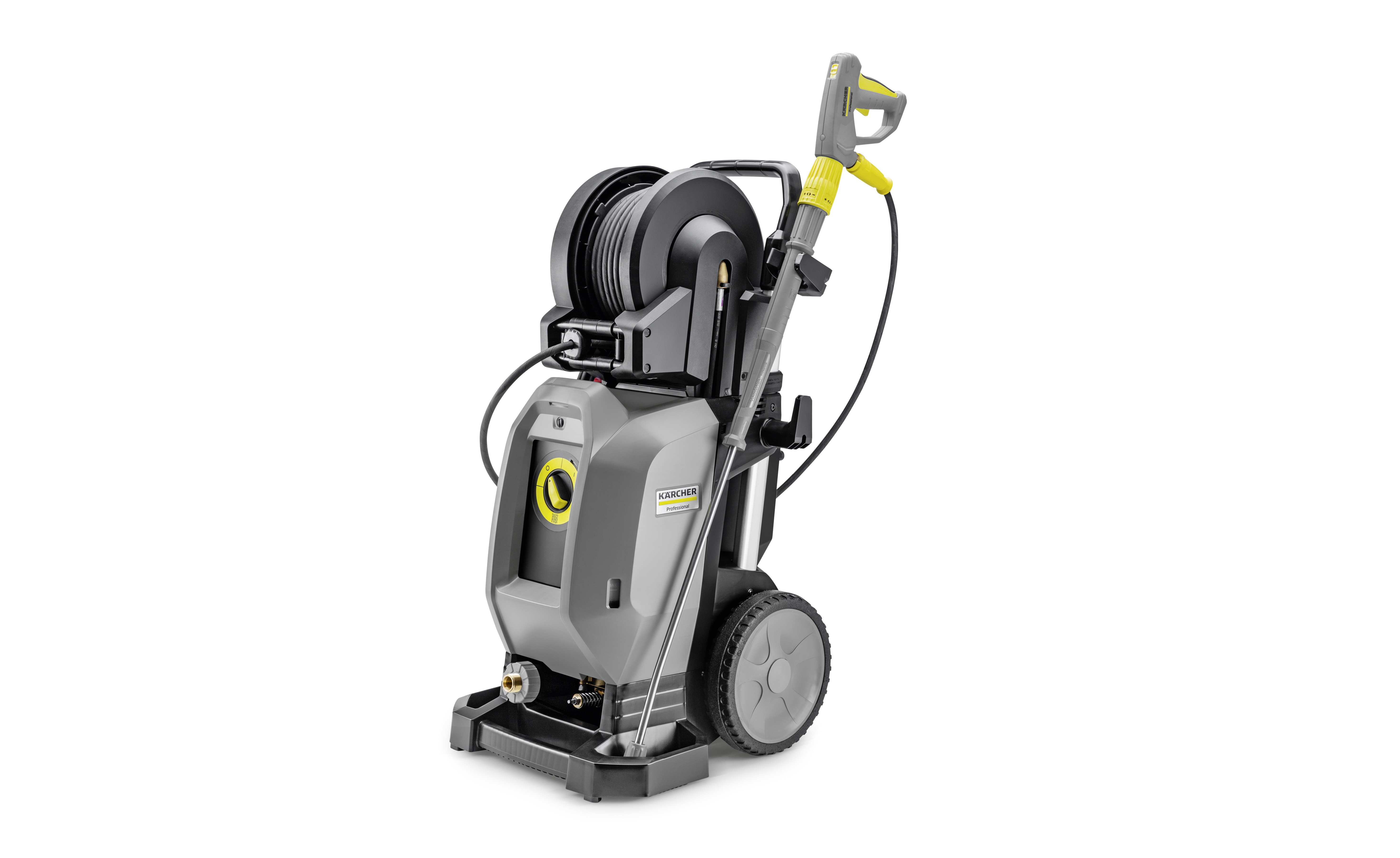 Features such as the automatic hose reel of the new models of the HD super class facilitate the work of users. 