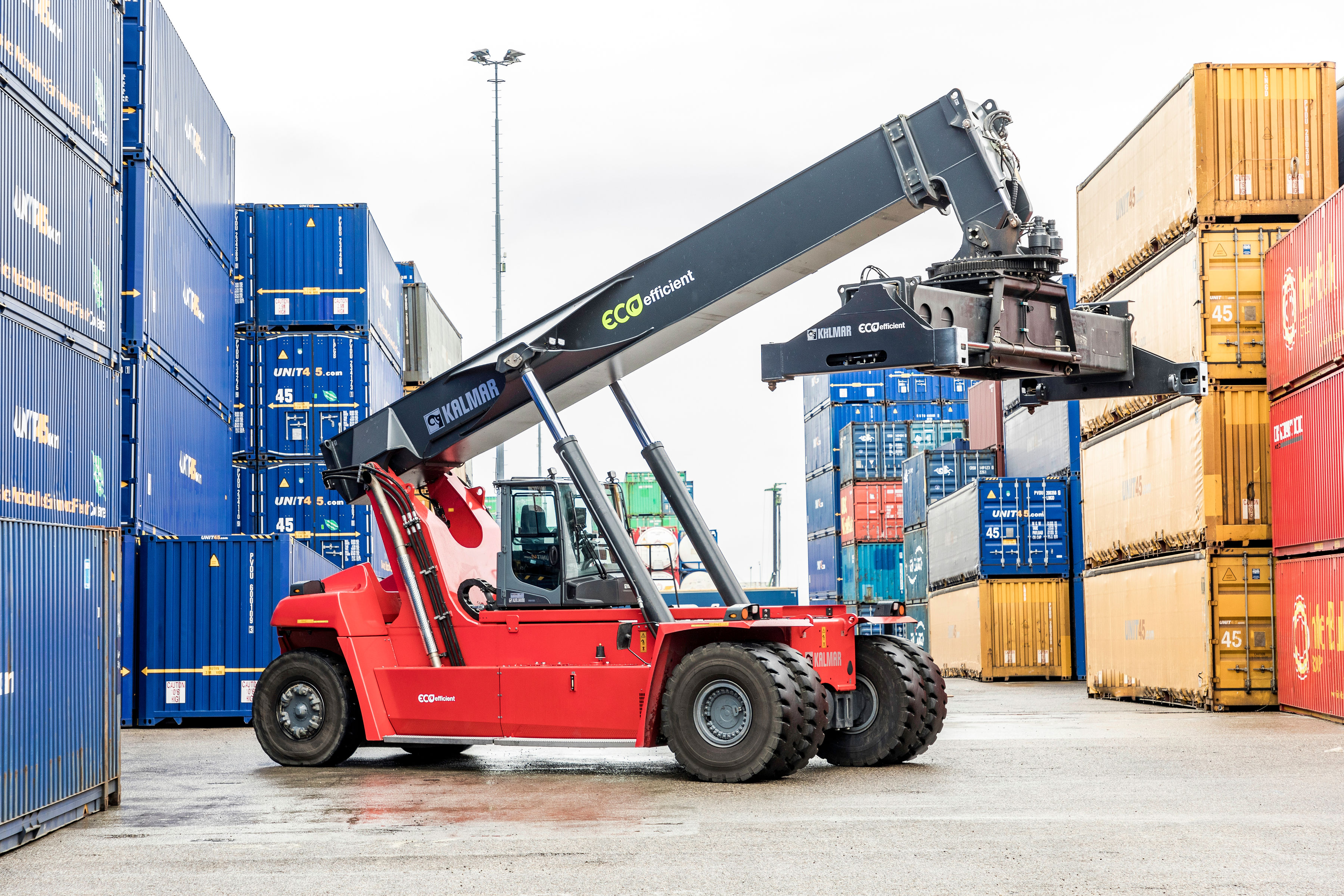 Kalmar Eco Reachstacker