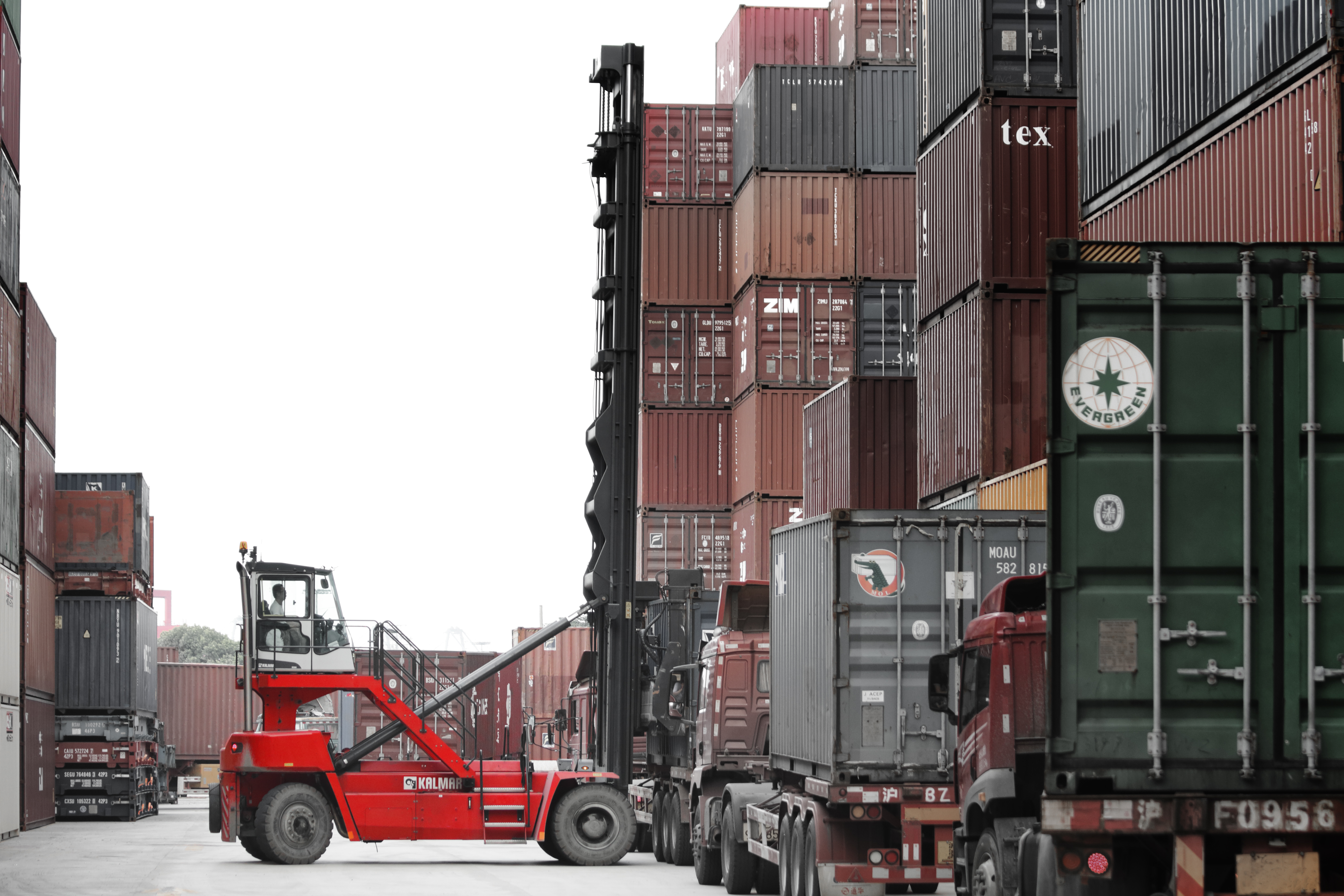 Kalmar Essential Empty Container Handler