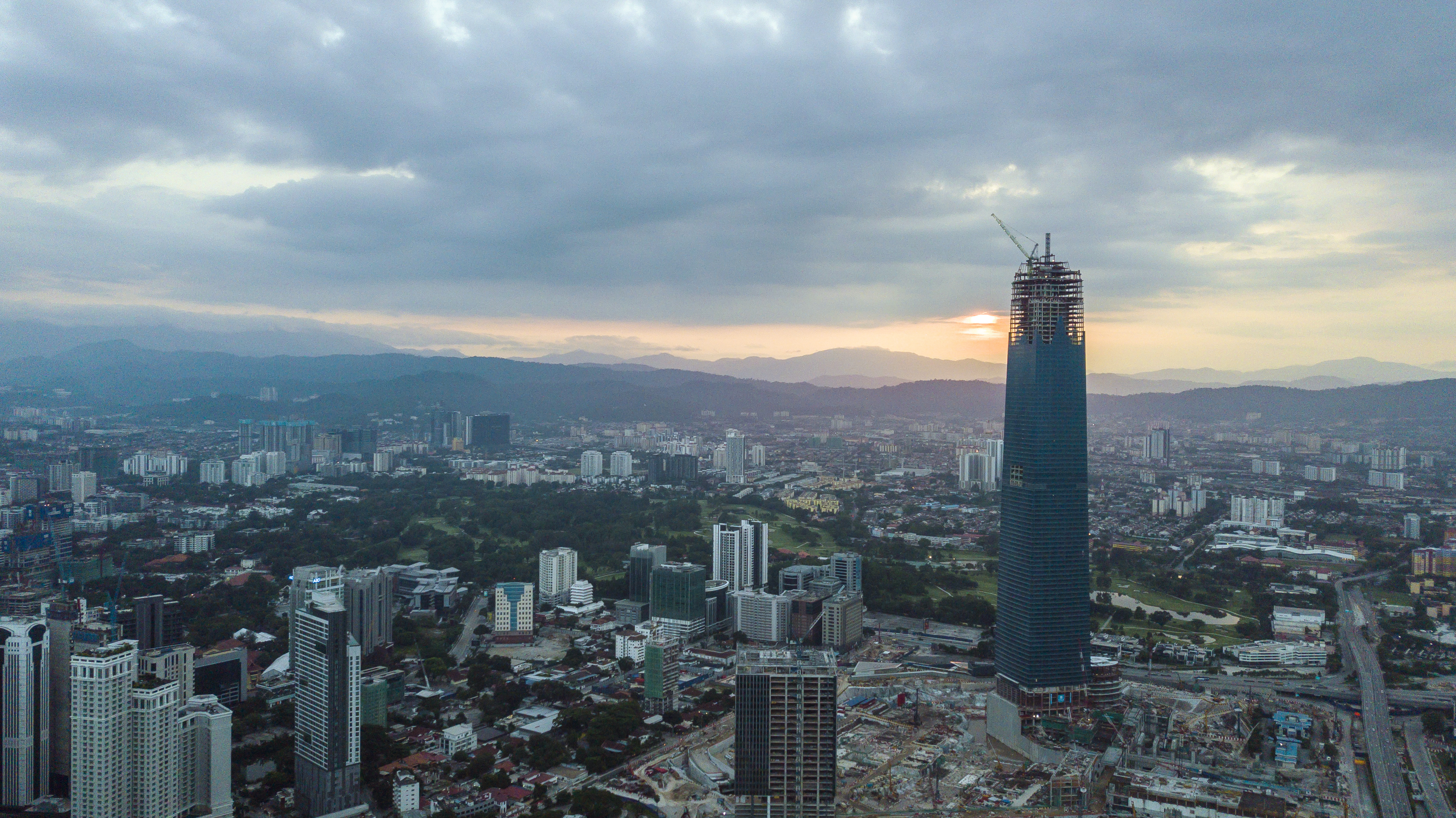 Eurotec machines keep South East Asia’s tallest building on track <br> Image source: Lintec & Linnhoff Holdings Pte Ltd