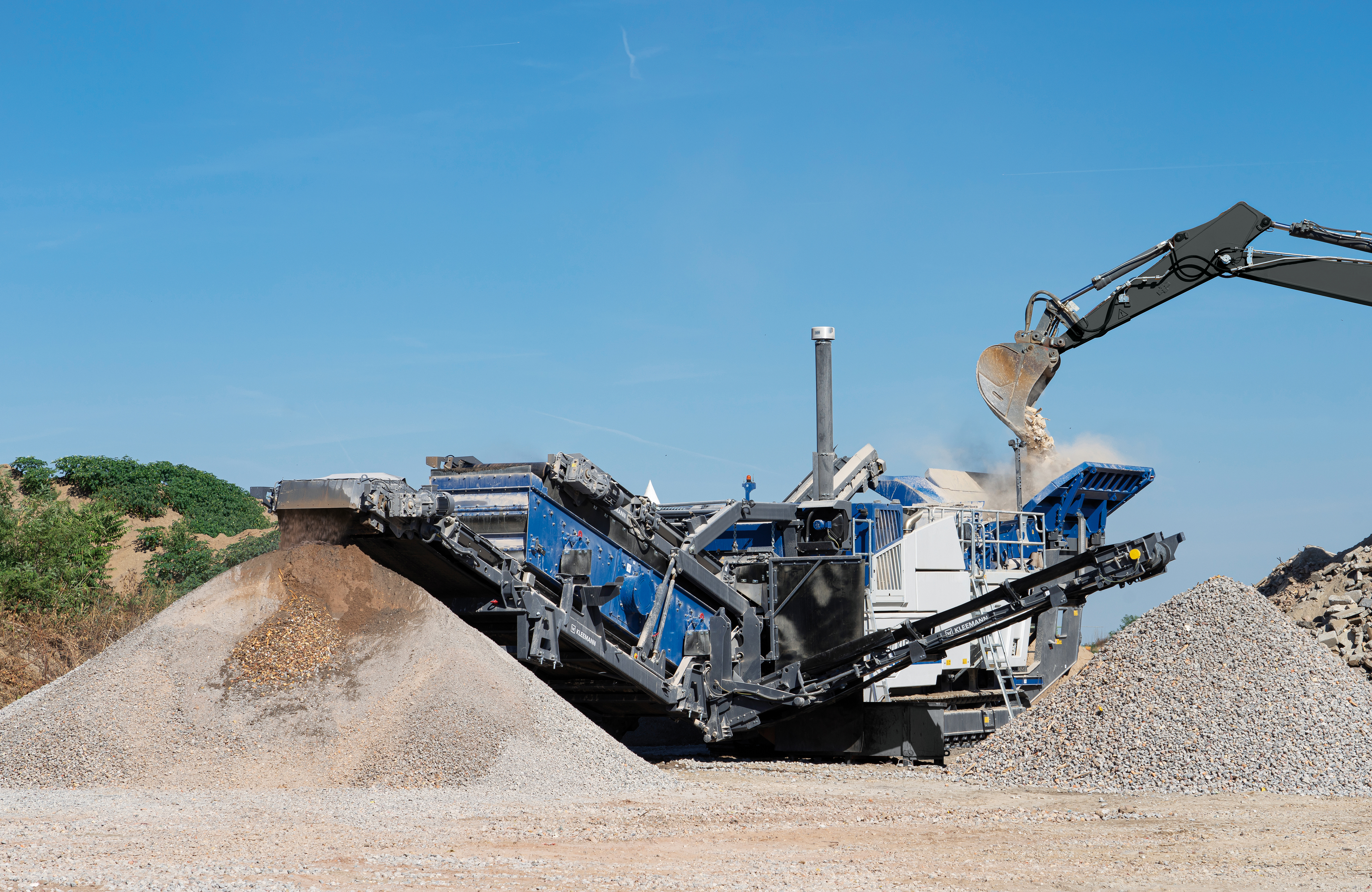 The MOBIREX MR 130(i) PRO impact crusher is the new member of the Kleemann PRO line. 