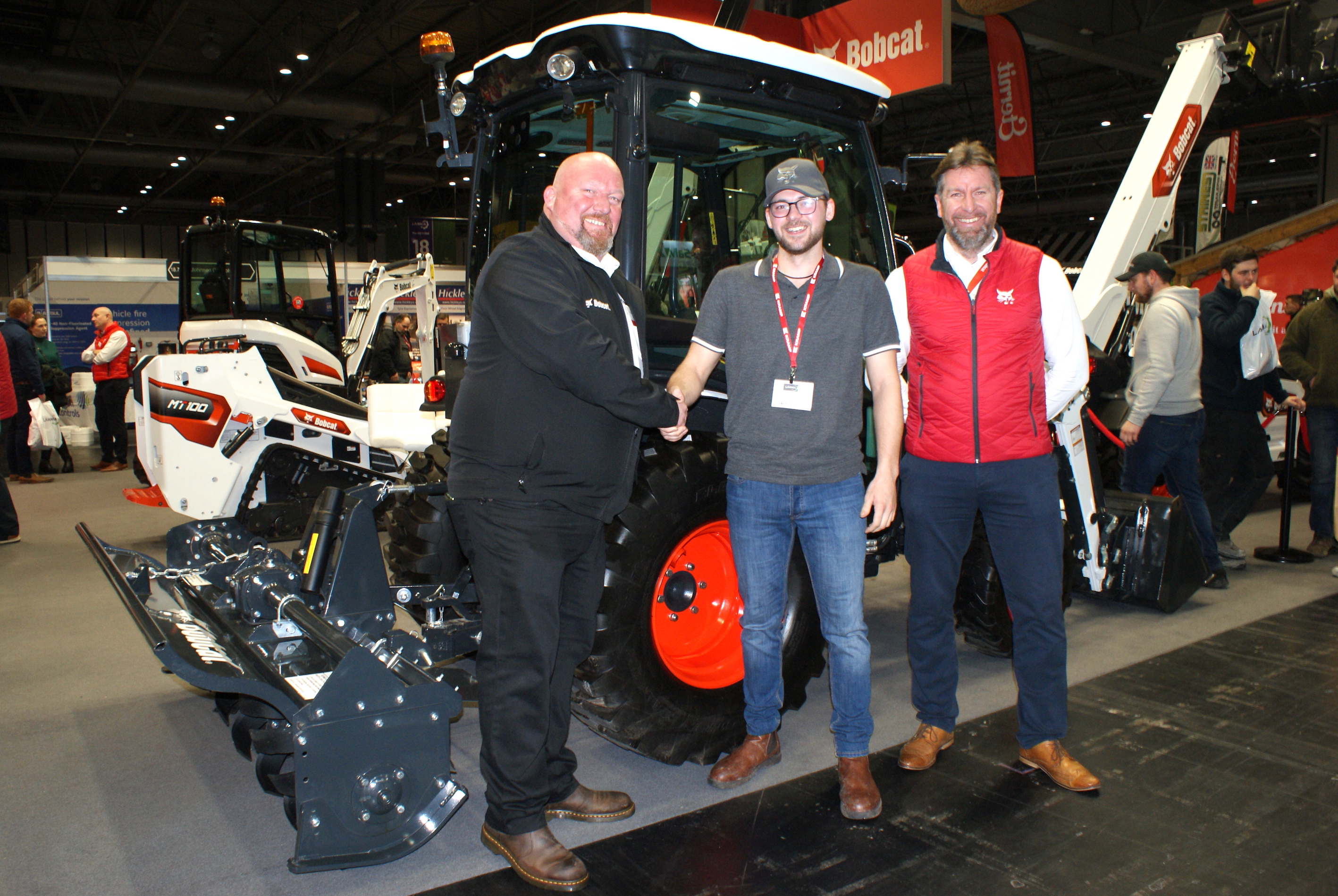 Bobcat Sells New CT2535 Compact Tractor at LAMMA 2023