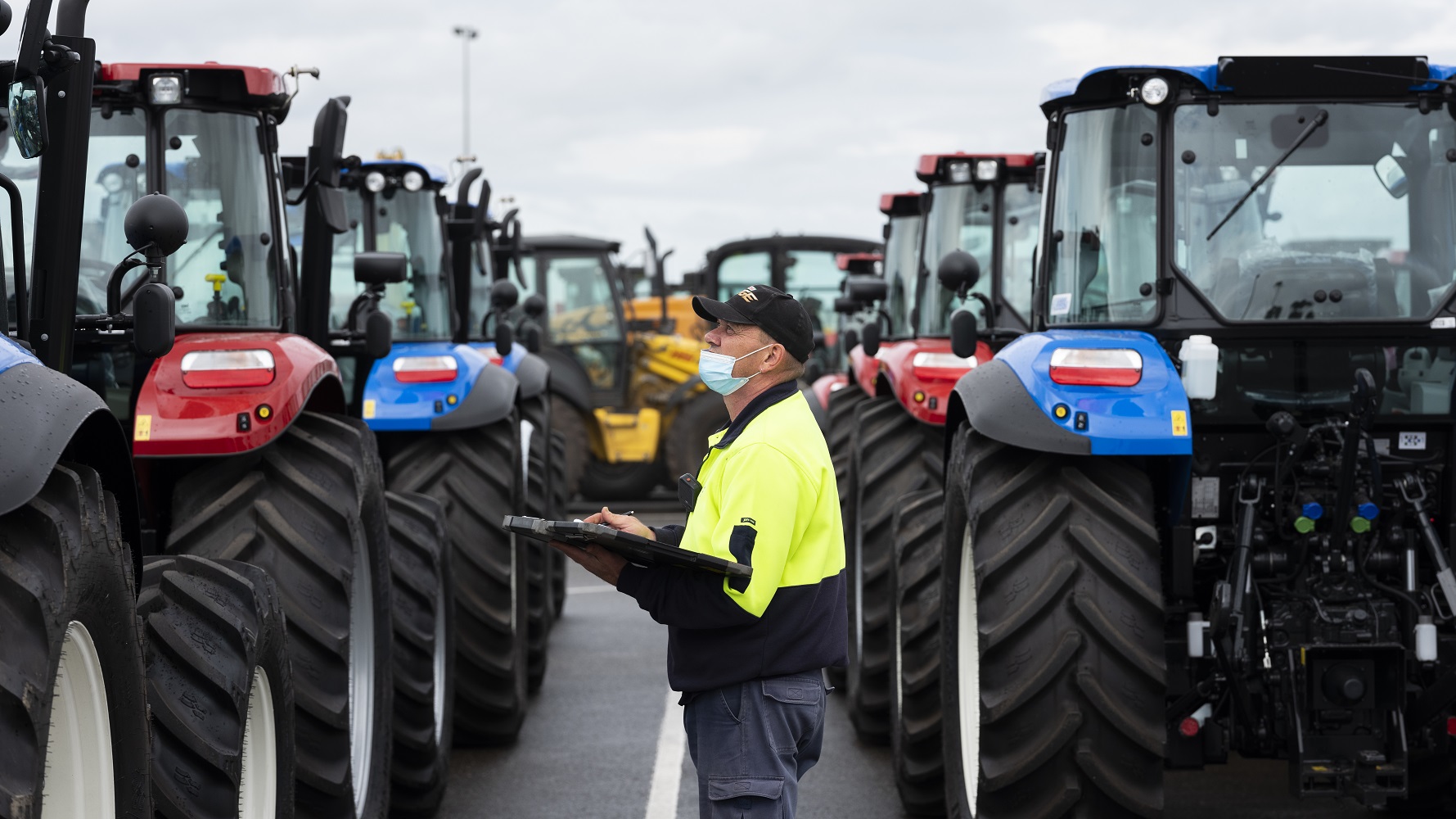 Laverton Australia EPC-17 <br> Image source: Equippo
