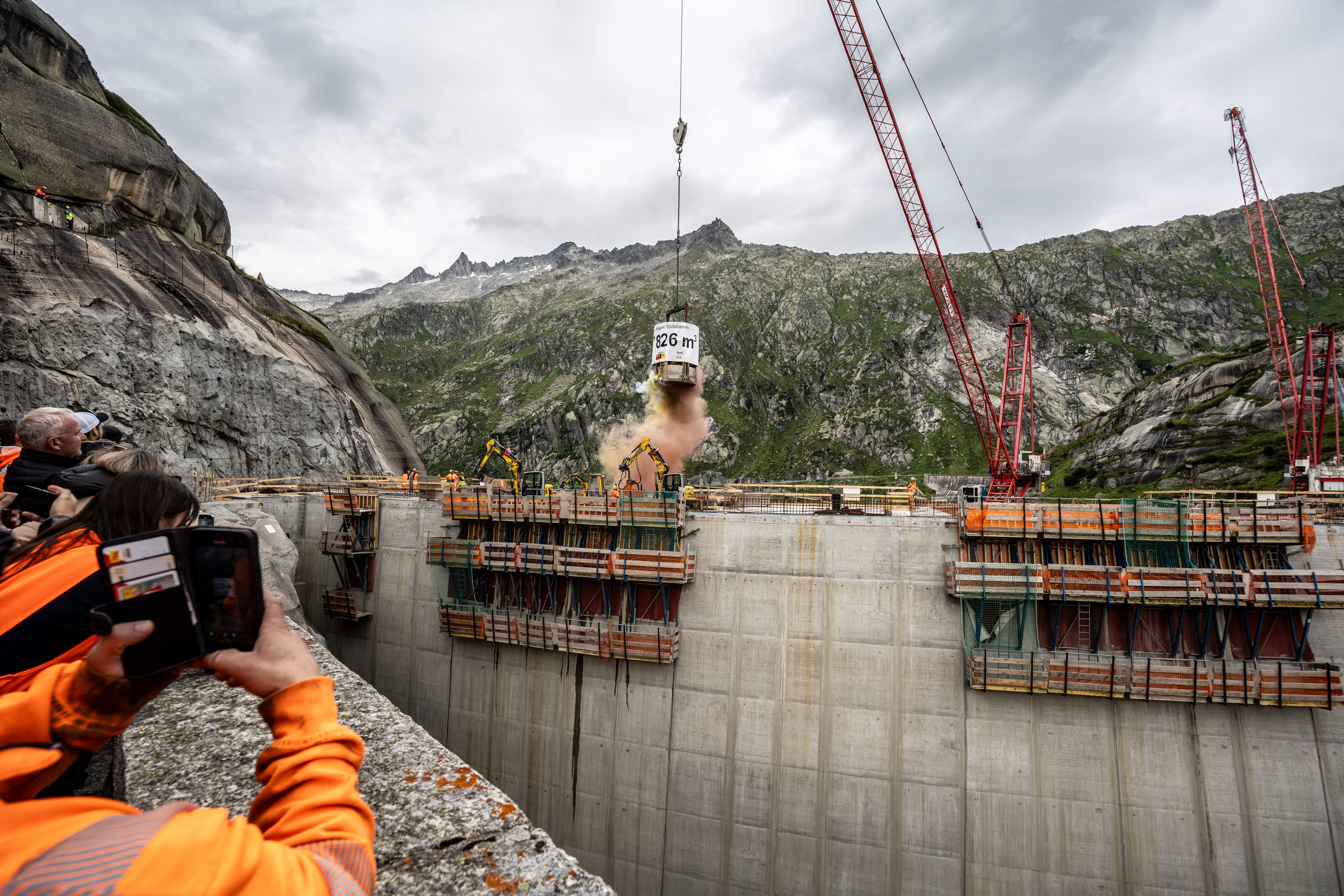 4.5 years of crane operation at the Grimsel Pass