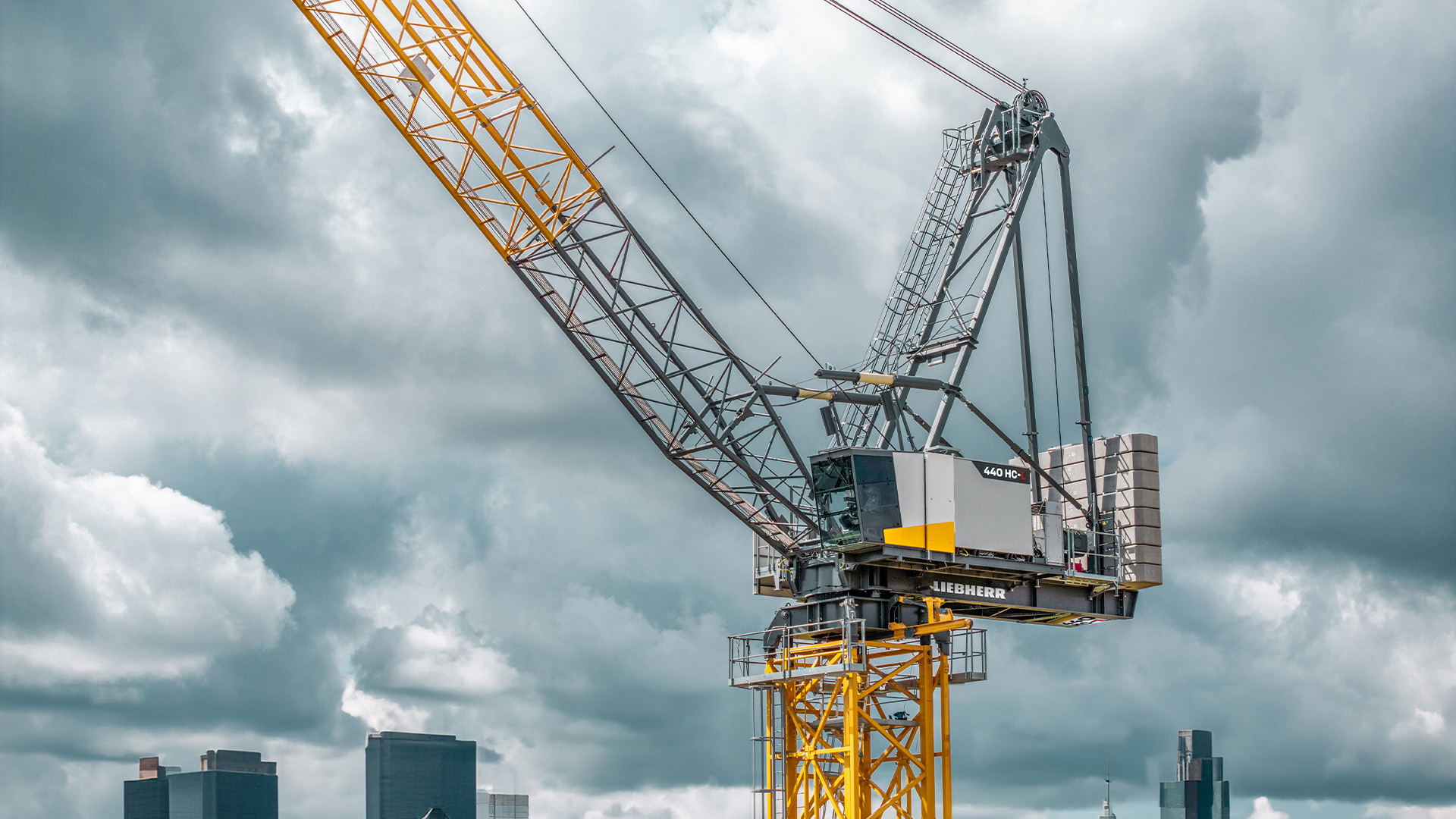 Liebherr 440 HC-L